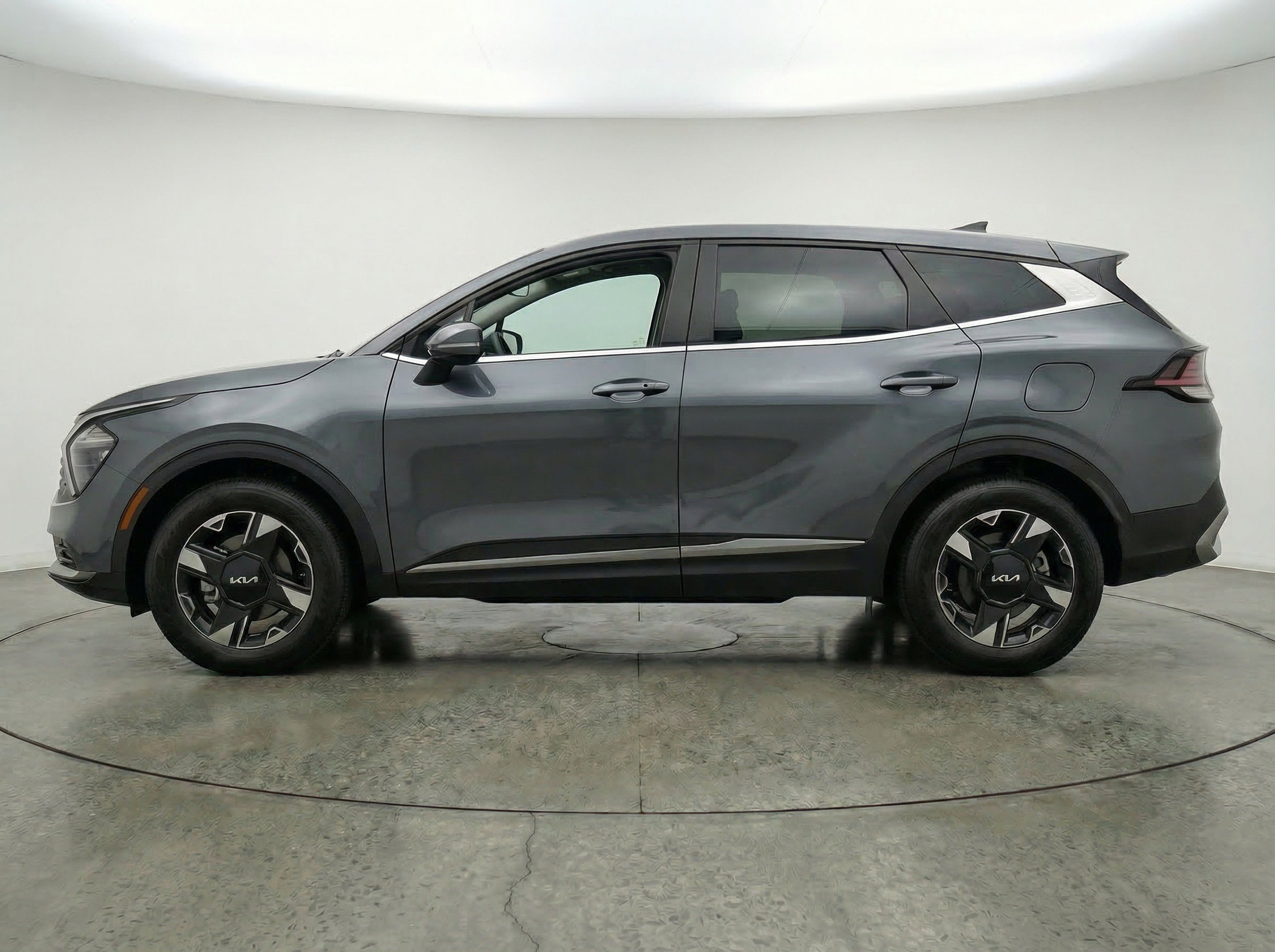 Thumbnail: 2026 Kia Sportage - 5