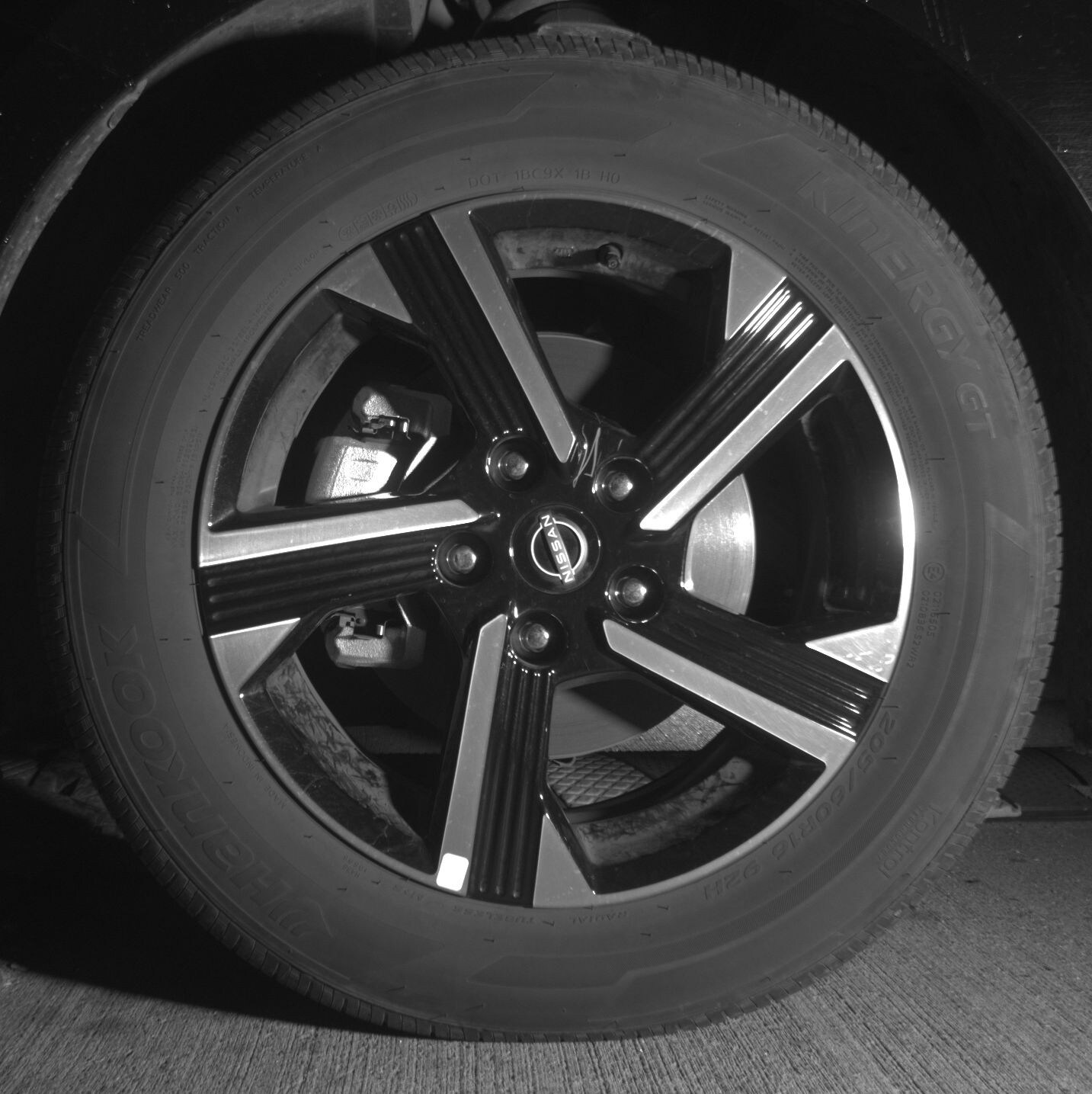 Thumbnail: 2025 Nissan Sentra - 9