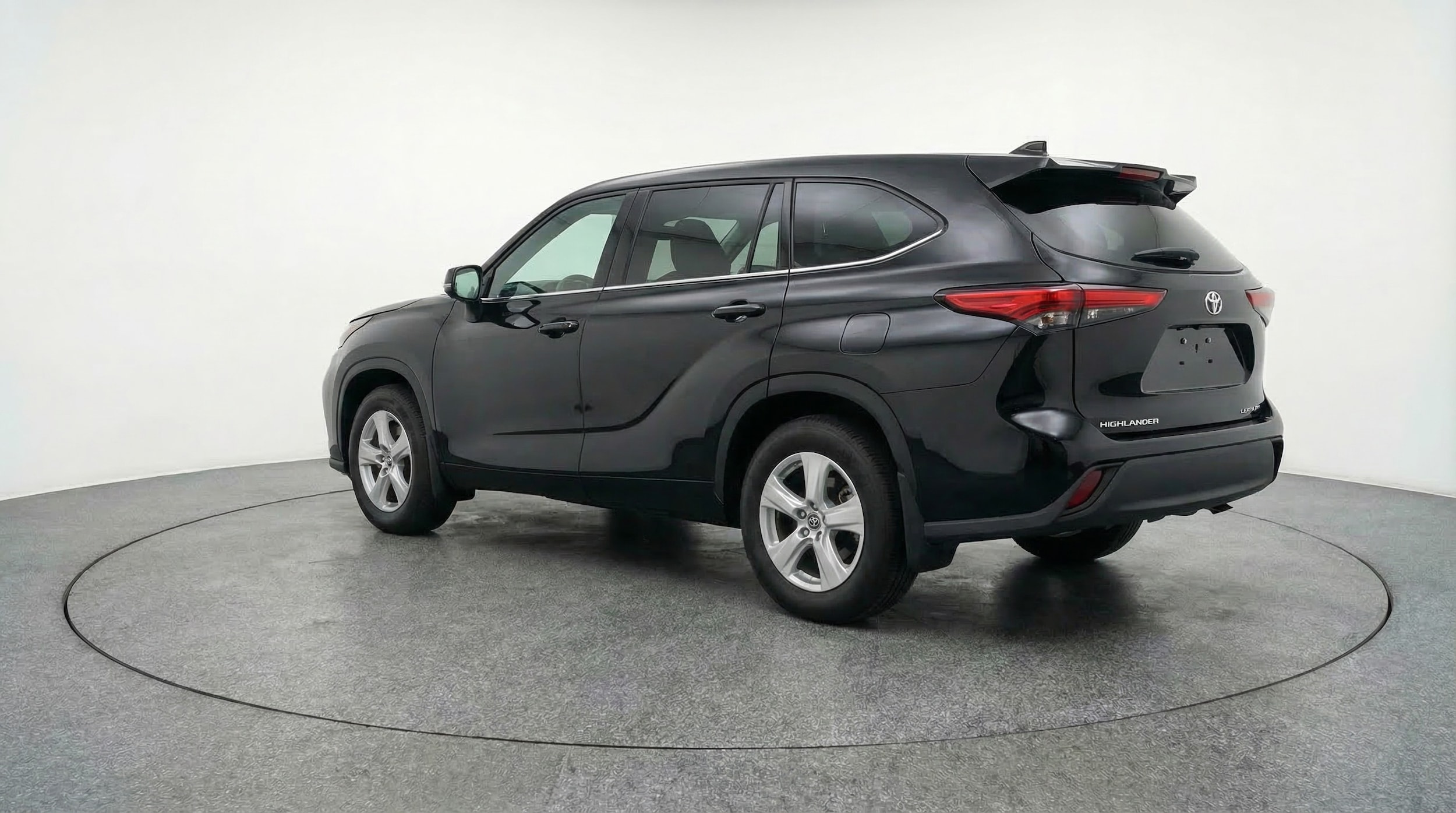 Thumbnail: 2025 Toyota Highlander - 5