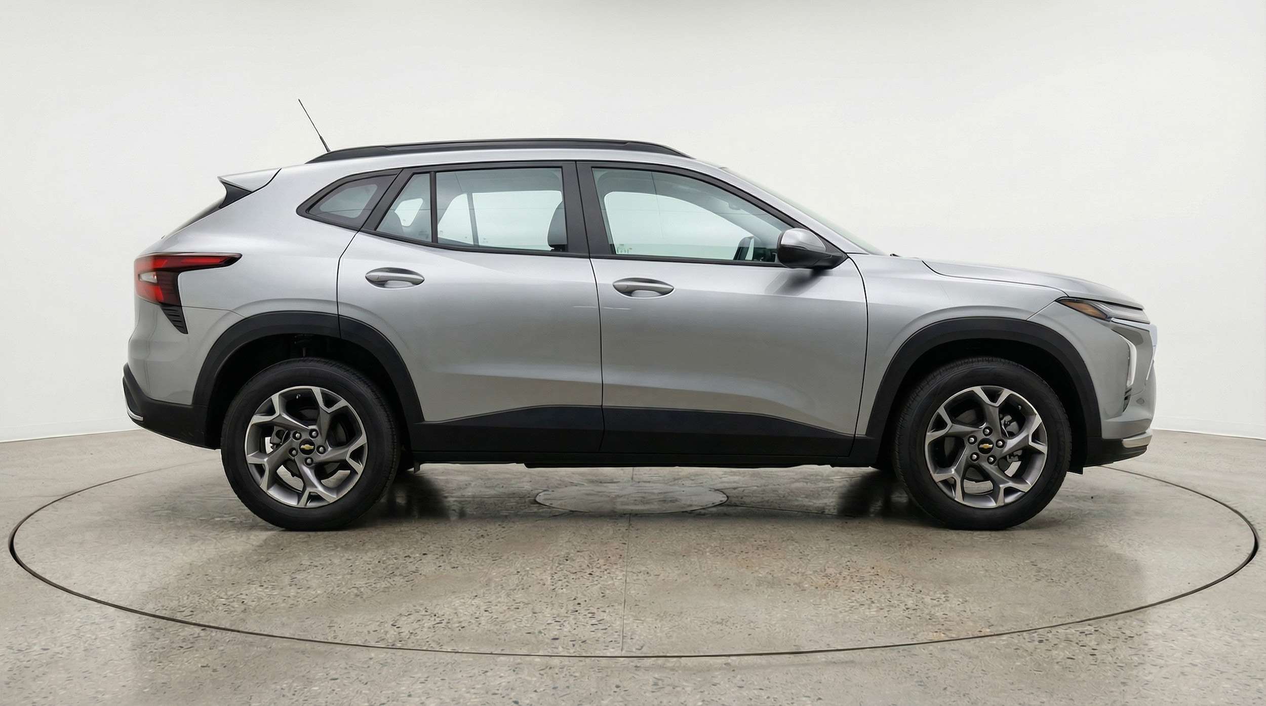 Thumbnail: 2025 Chevrolet Trax - 8