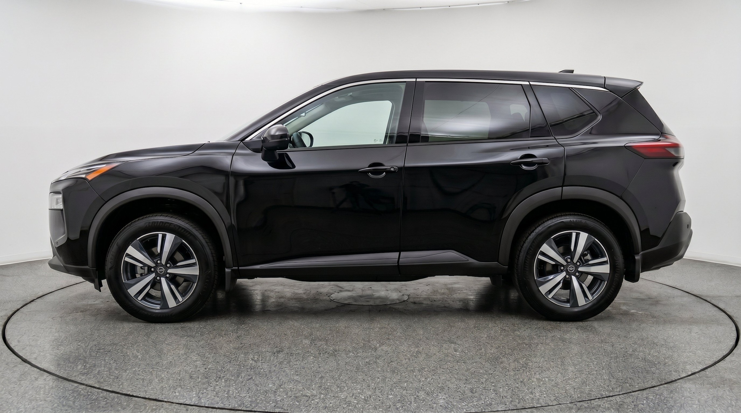 Thumbnail: 2026 Nissan Rogue - 5