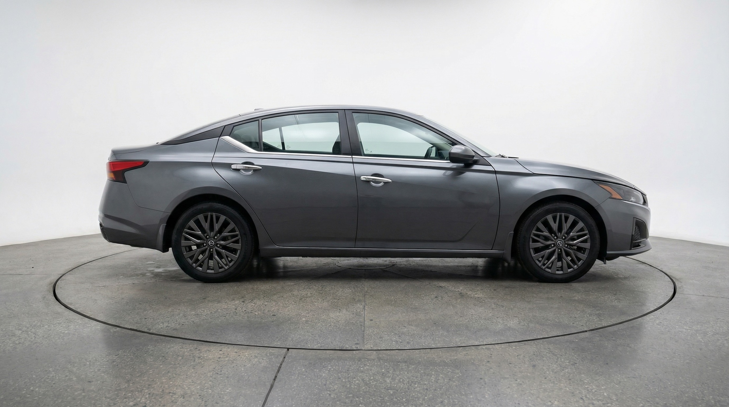 Thumbnail: 2025 Nissan Altima - 8