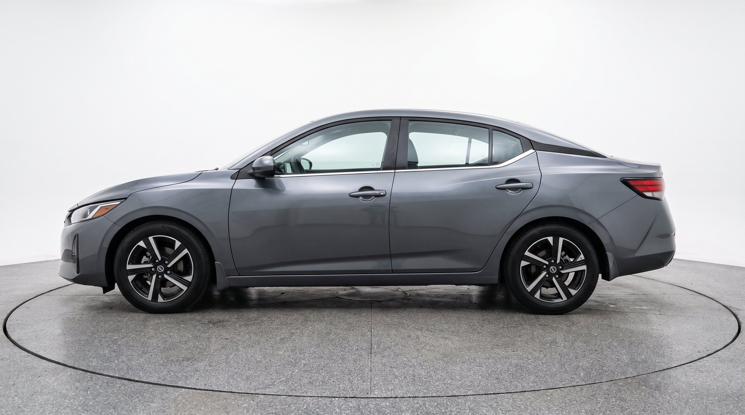 Thumbnail: 2025 Nissan Sentra - 5