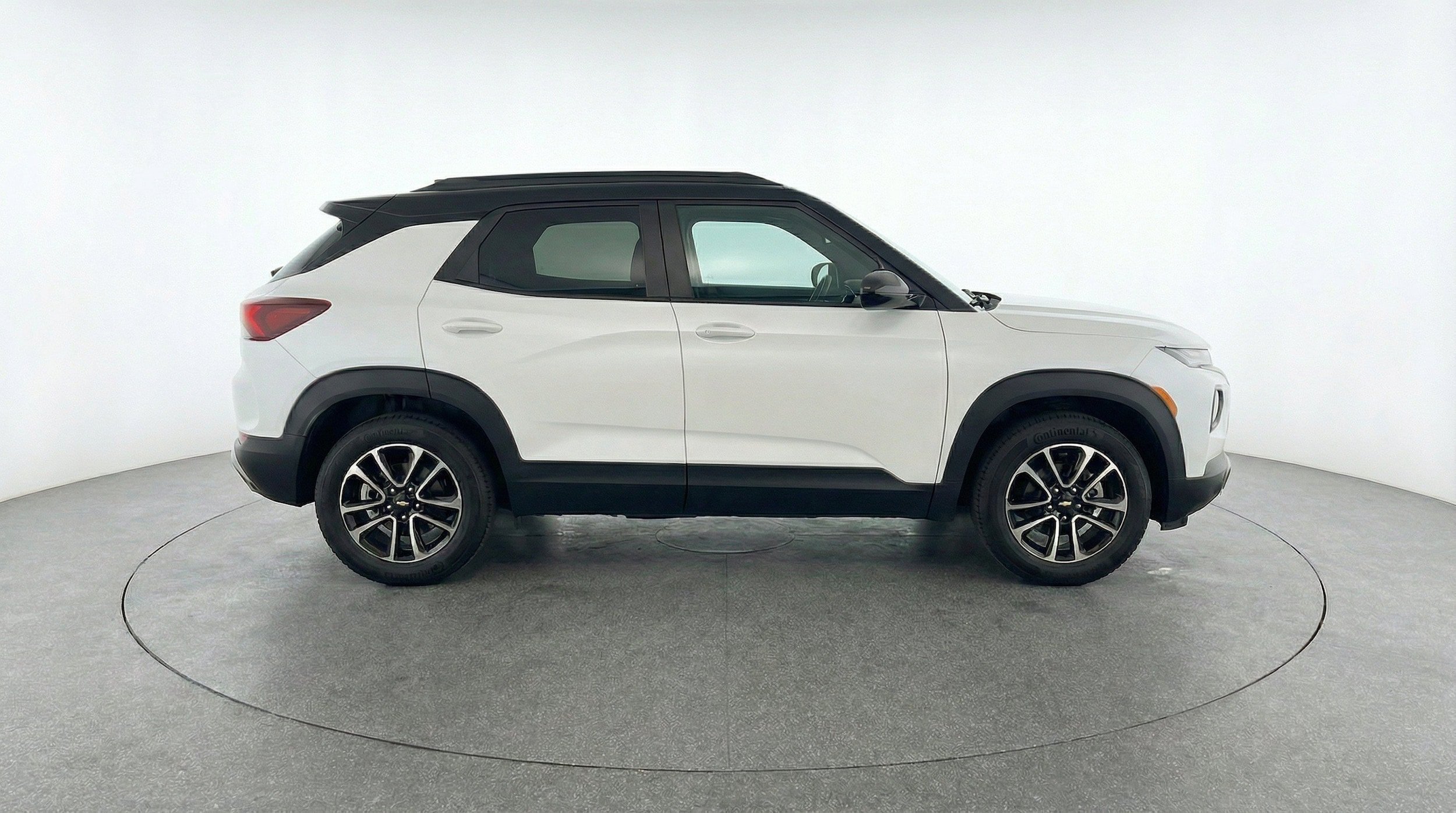 Thumbnail: 2025 Chevrolet TrailBlazer - 11