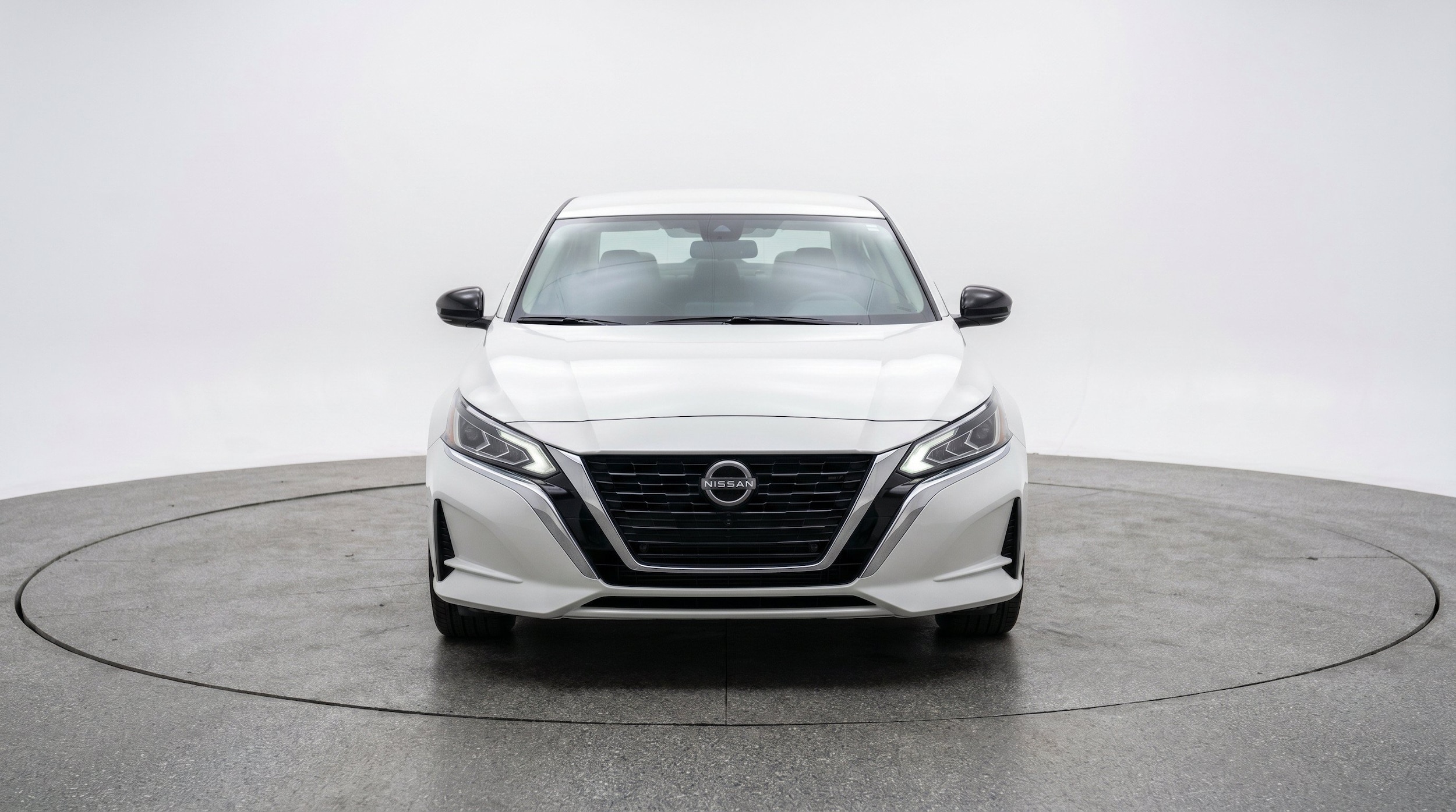 Thumbnail: 2025 Nissan Altima - 2