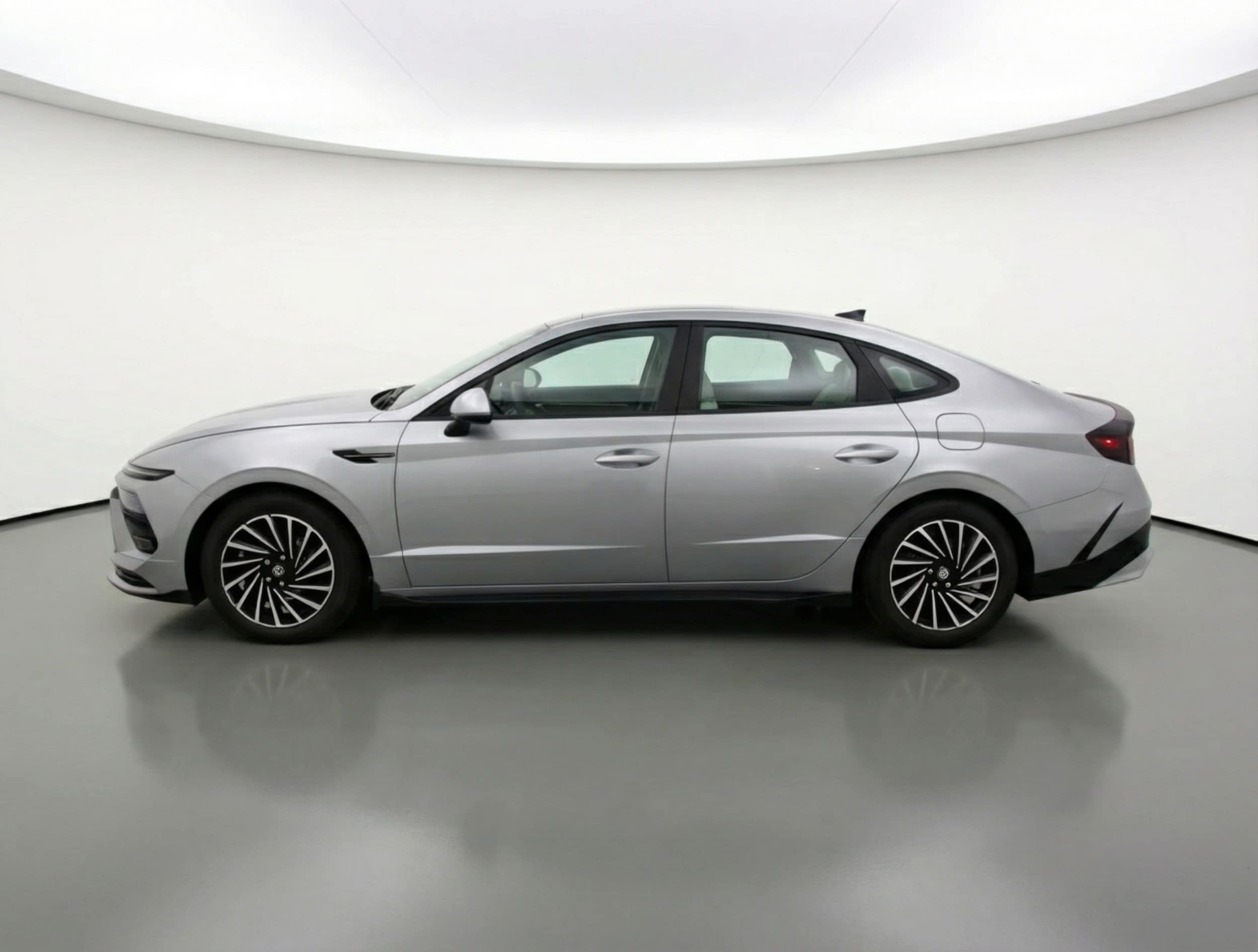 Thumbnail: 2025 Hyundai Sonata - 4