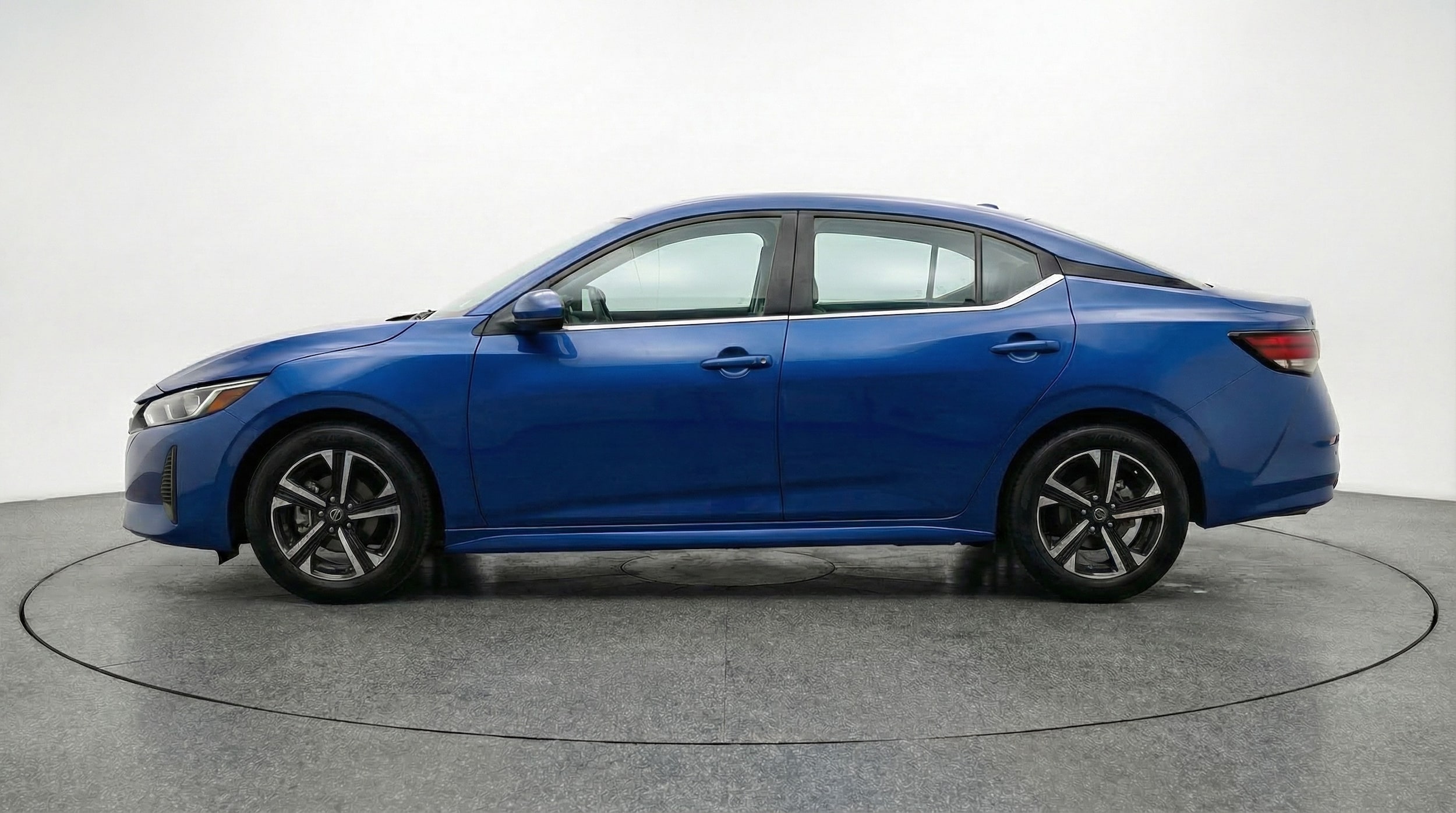 Thumbnail: 2025 Nissan Sentra - 4