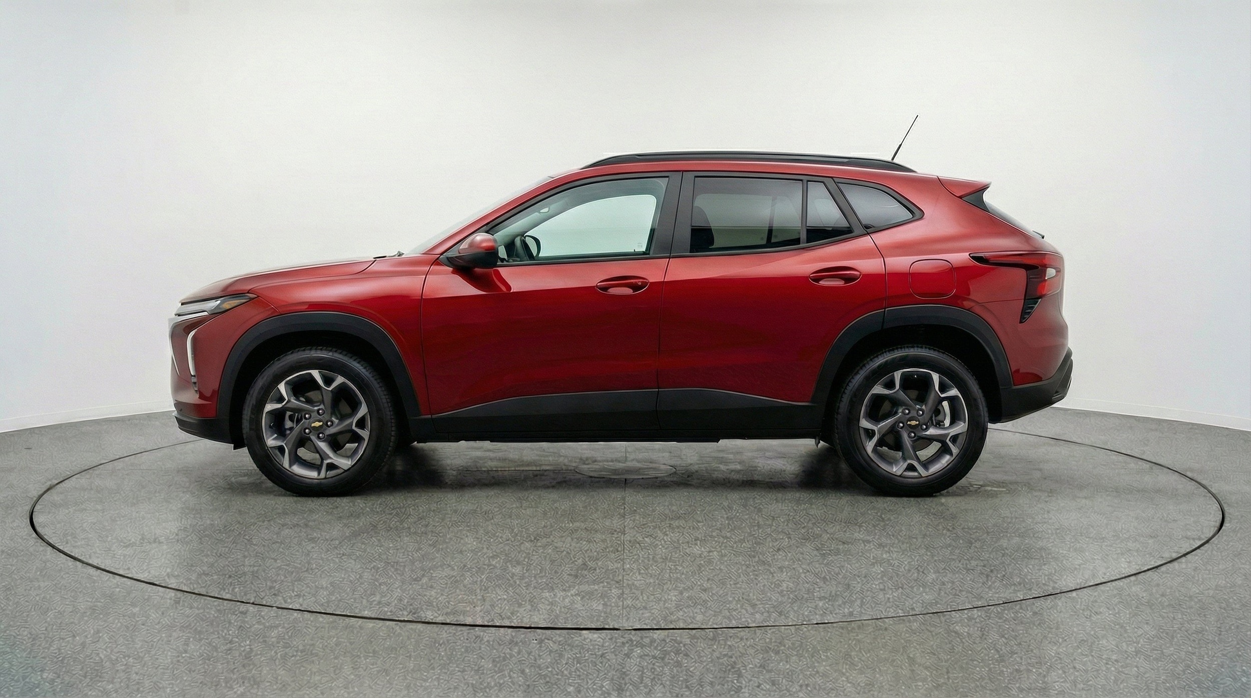 Thumbnail: 2025 Chevrolet Trax - 5