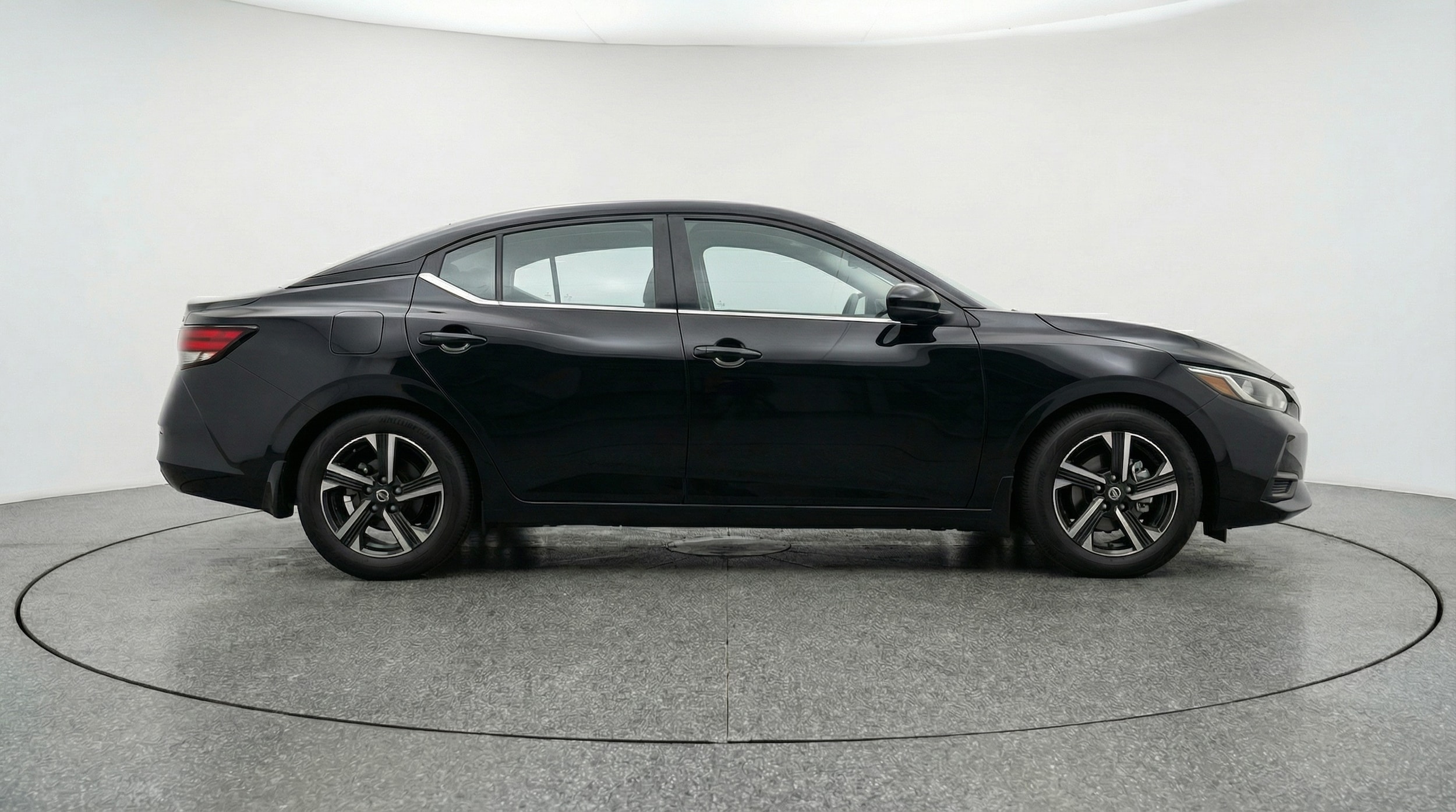 Thumbnail: 2025 Nissan Sentra - 8