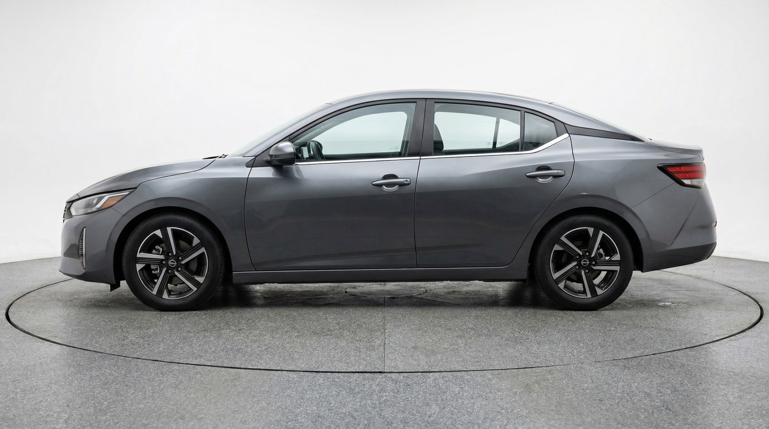 Thumbnail: 2025 Nissan Sentra - 5