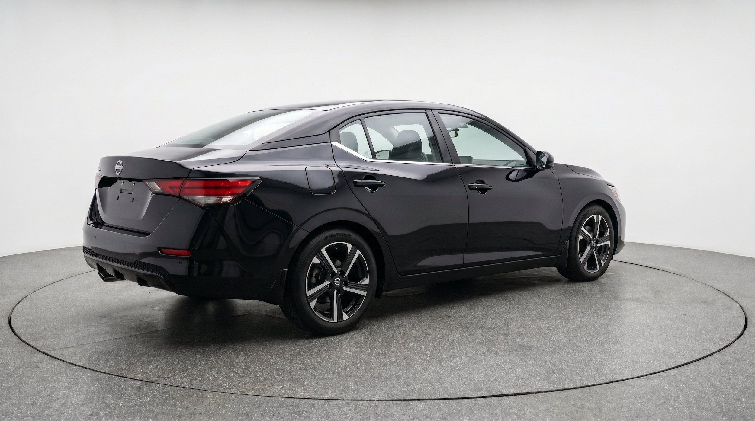 Thumbnail: 2025 Nissan Sentra - 9