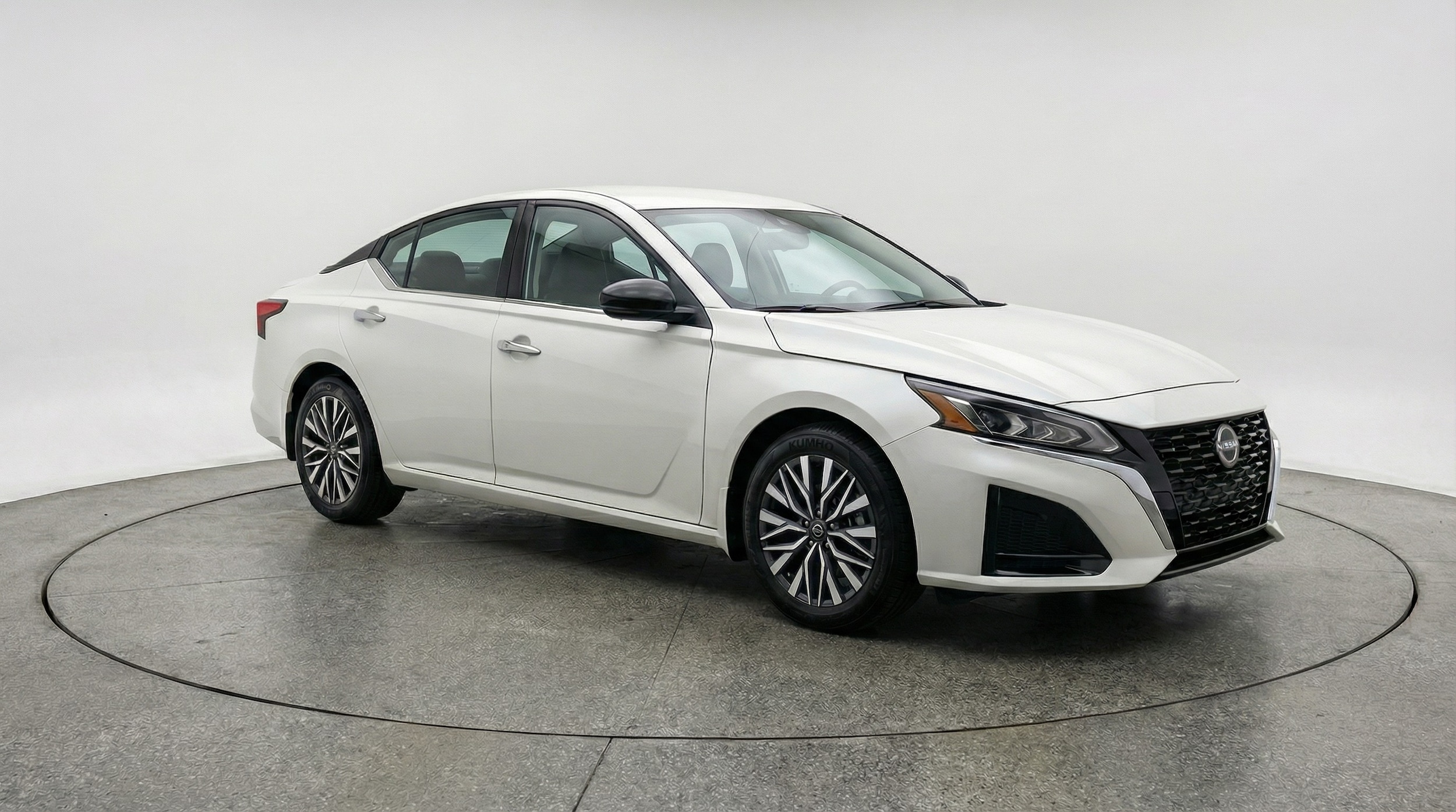 Thumbnail: 2025 Nissan Altima - 1