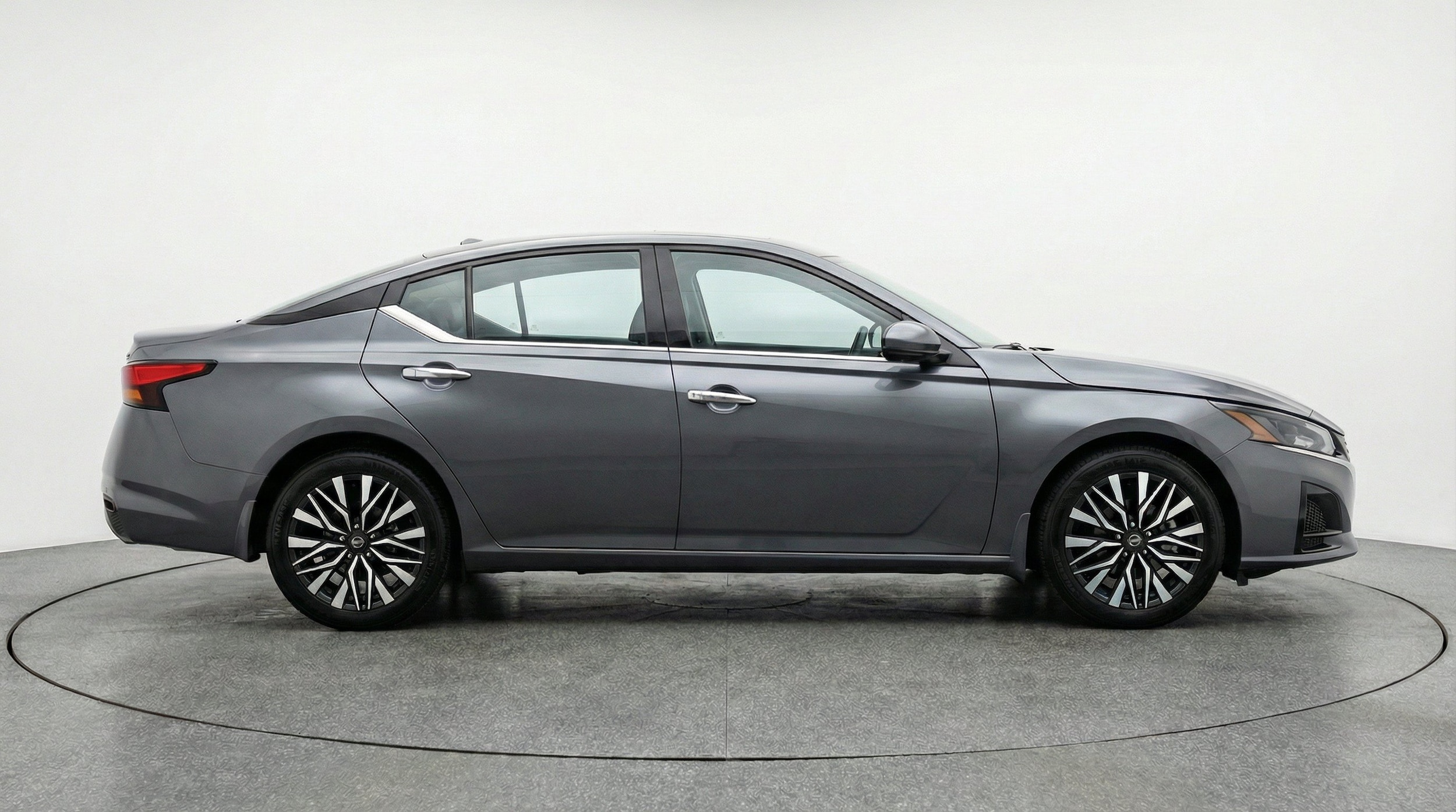 Thumbnail: 2025 Nissan Altima - 10