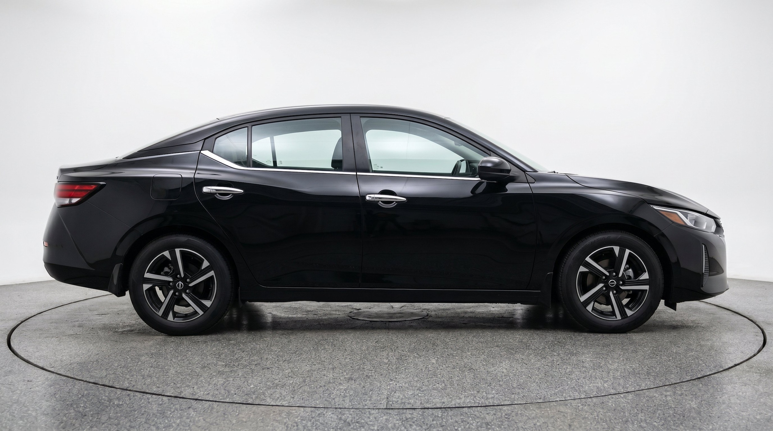Thumbnail: 2025 Nissan Sentra - 11