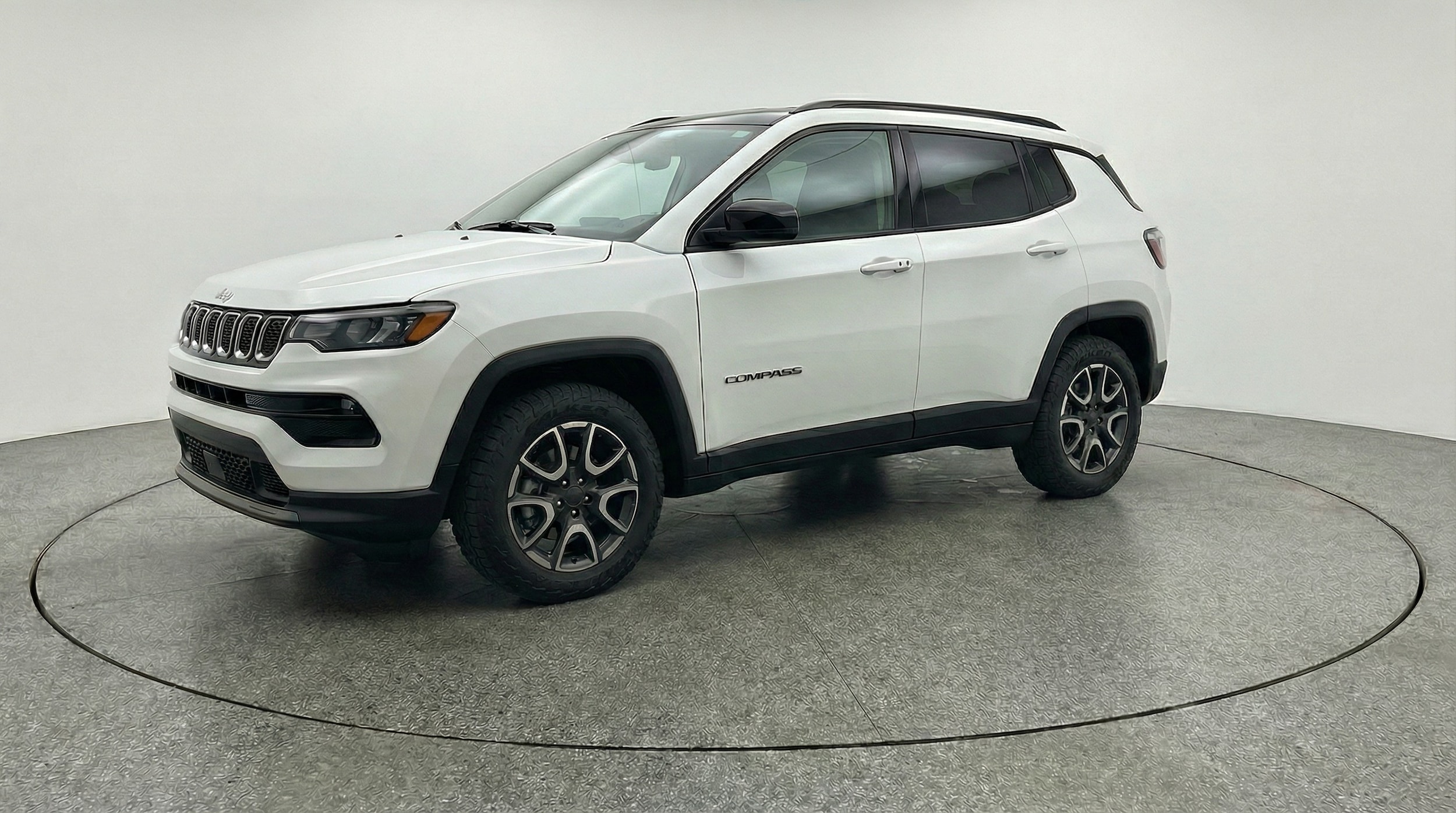 Thumbnail: 2025 Jeep Compass - 3