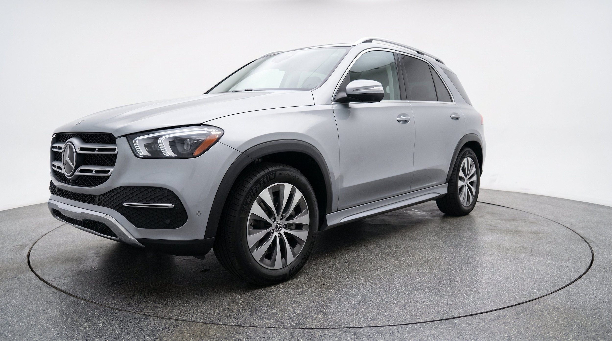 Thumbnail: 2026 Mercedes-Benz GLE - 3