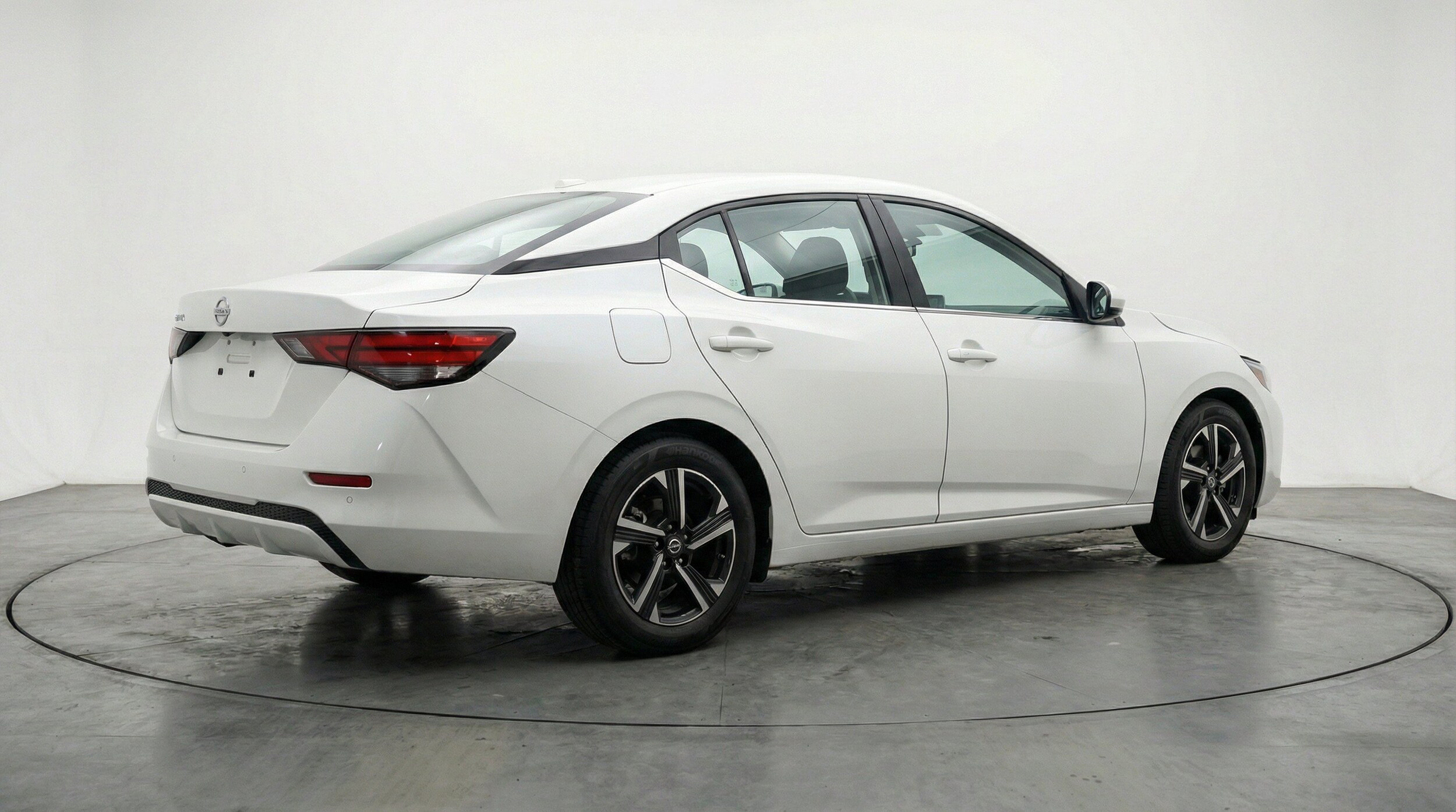 Thumbnail: 2025 Nissan Sentra - 9