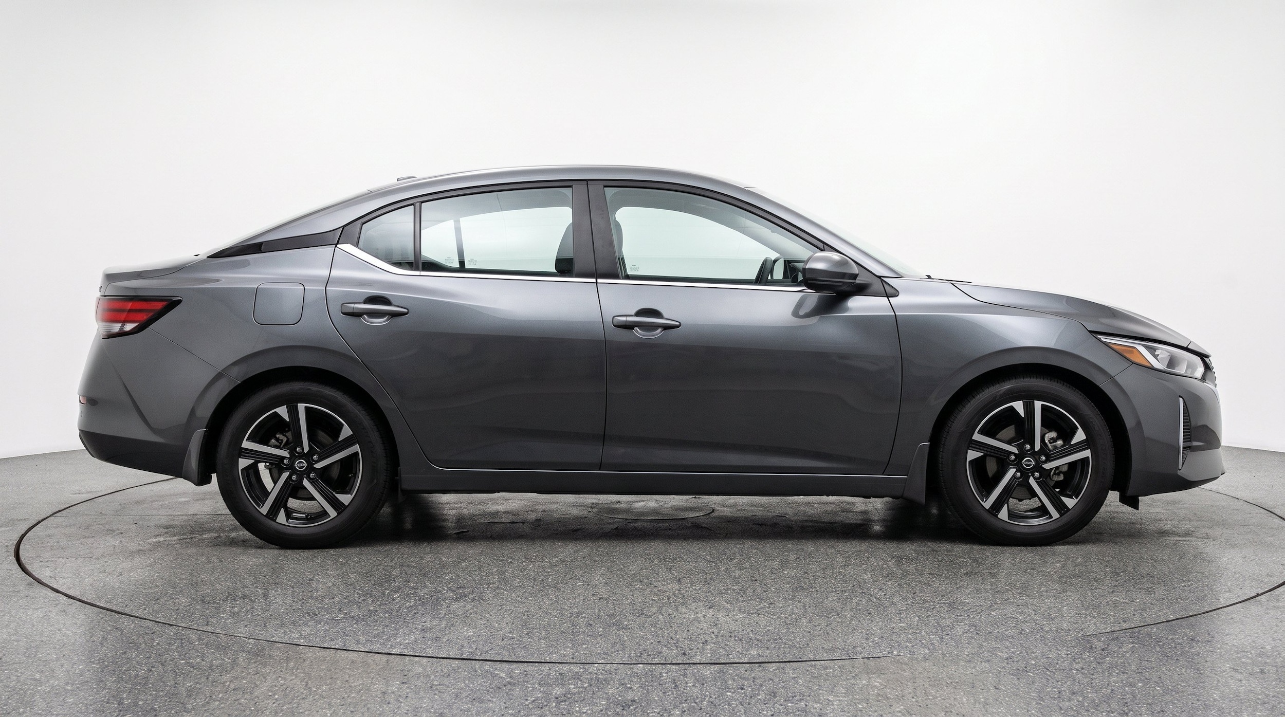 Thumbnail: 2025 Nissan Sentra - 10