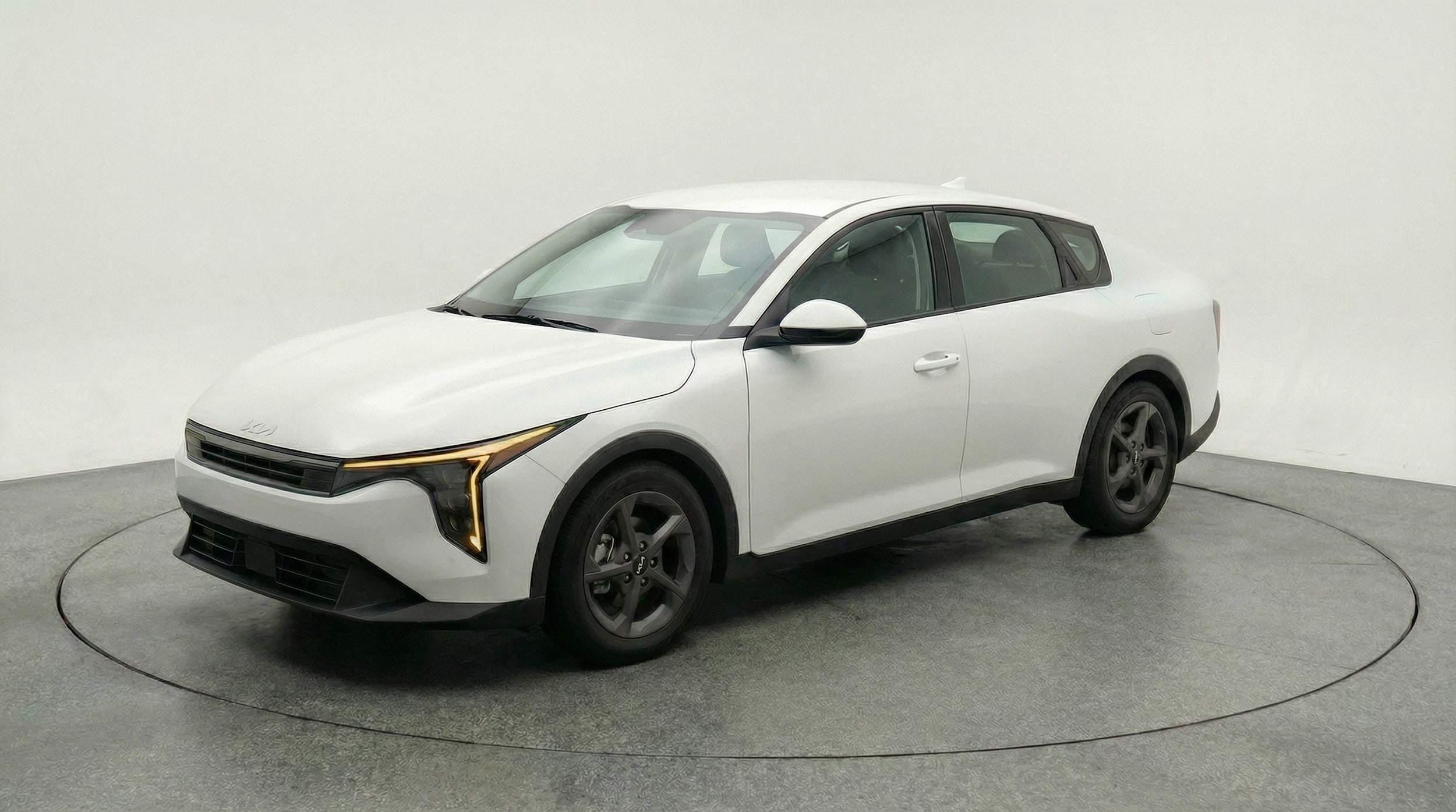 Thumbnail: 2025 Kia K4 - 3