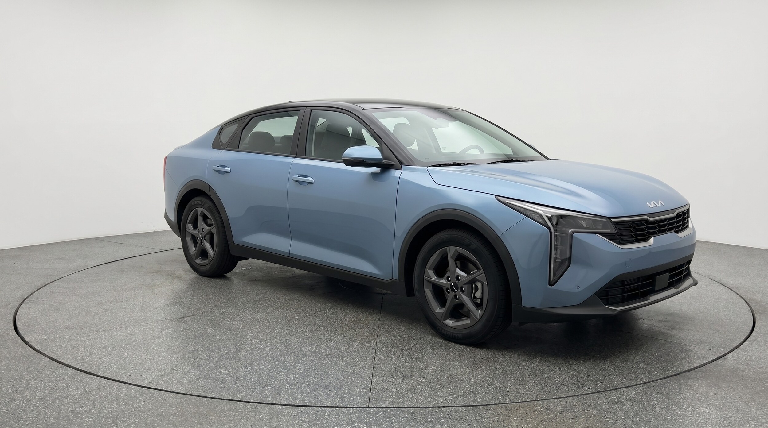 Thumbnail: 2025 Kia K4 - 1