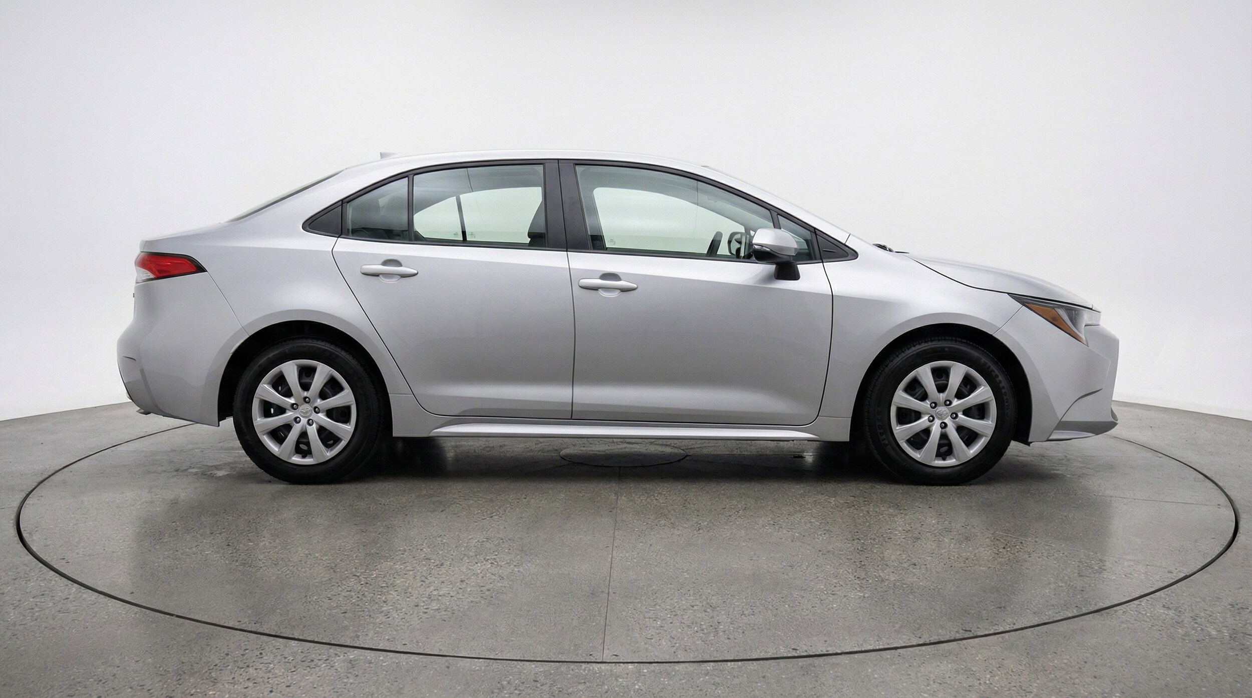 Thumbnail: 2025 Toyota Corolla - 11