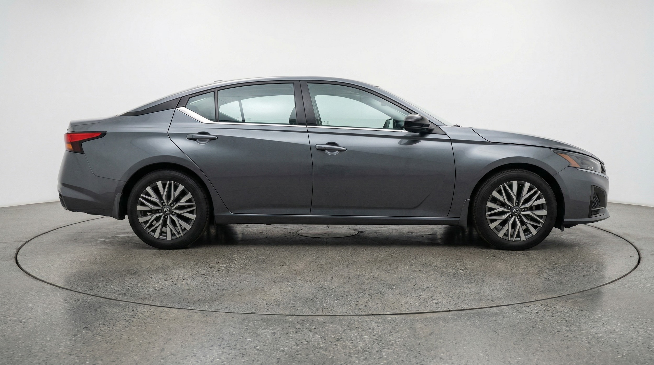 Thumbnail: 2025 Nissan Altima - 8