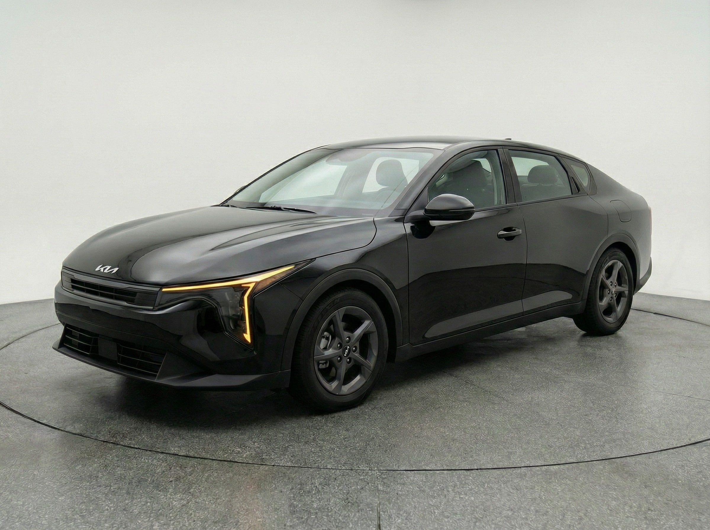 Thumbnail: 2025 Kia K4 - 3