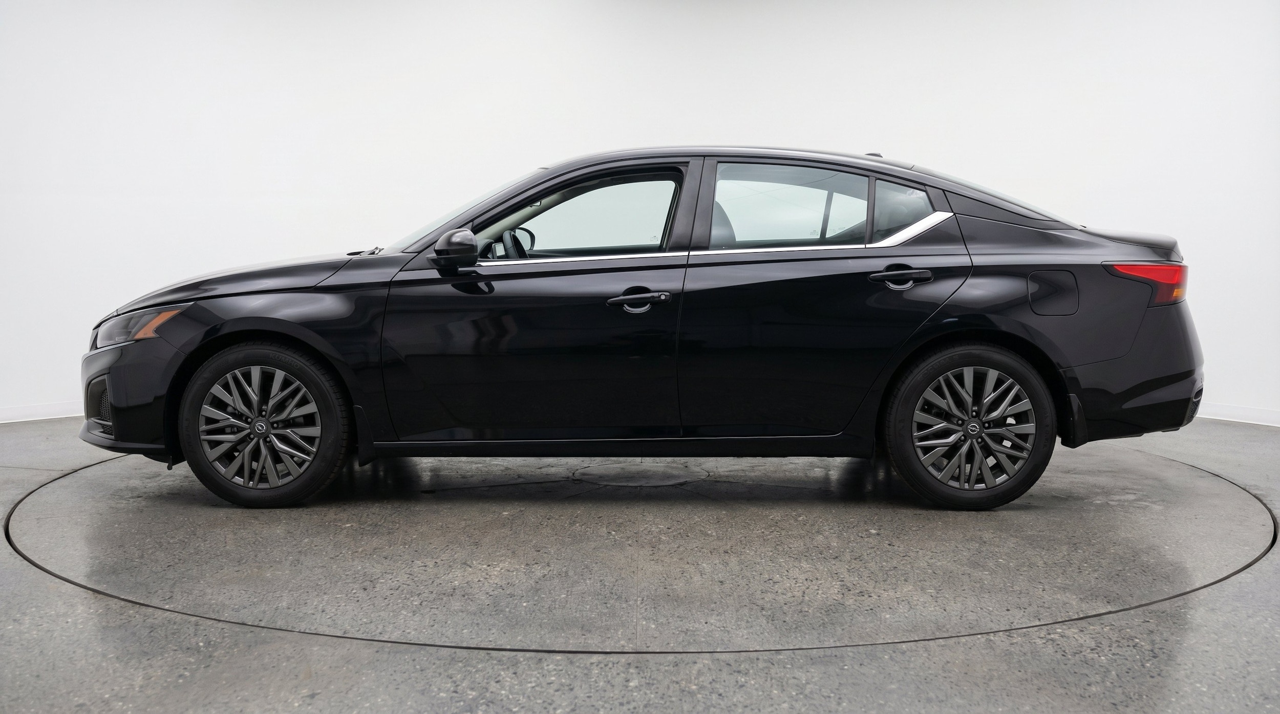 Thumbnail: 2026 Nissan Altima - 5
