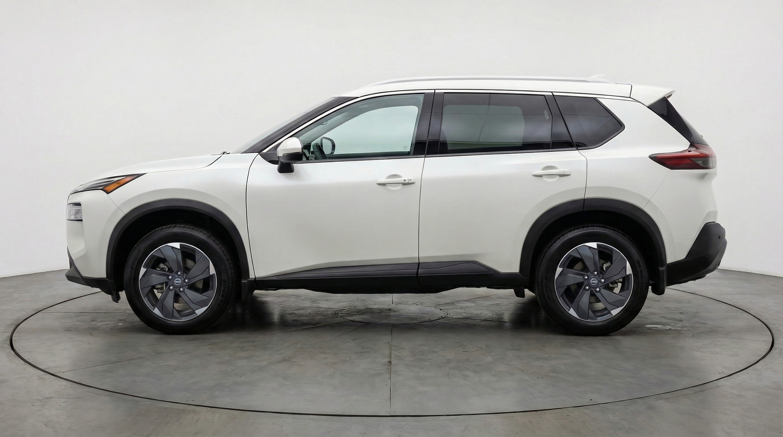 Thumbnail: 2025 Nissan Rogue - 4