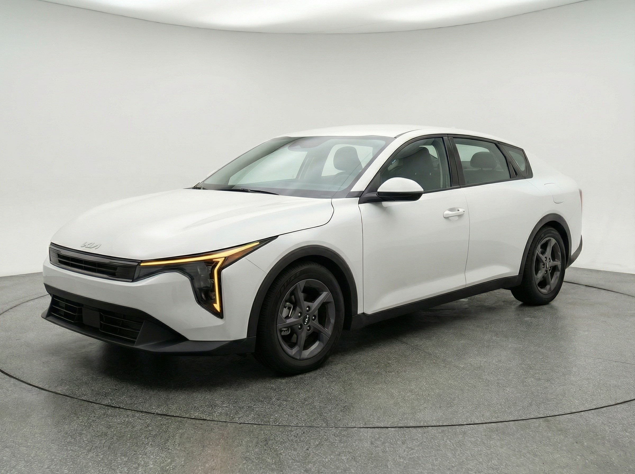 Thumbnail: 2025 Kia K4 - 3