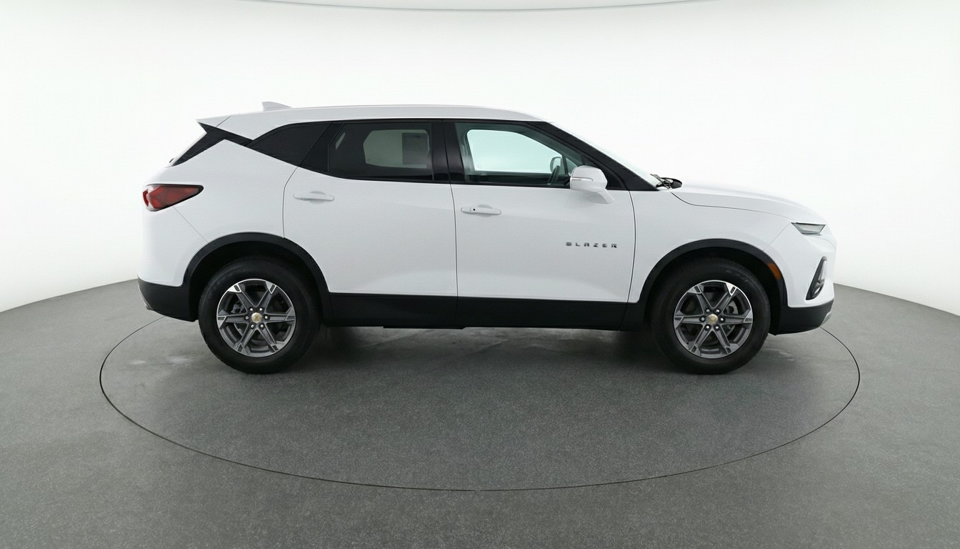 Thumbnail: 2025 Chevrolet Blazer - 8