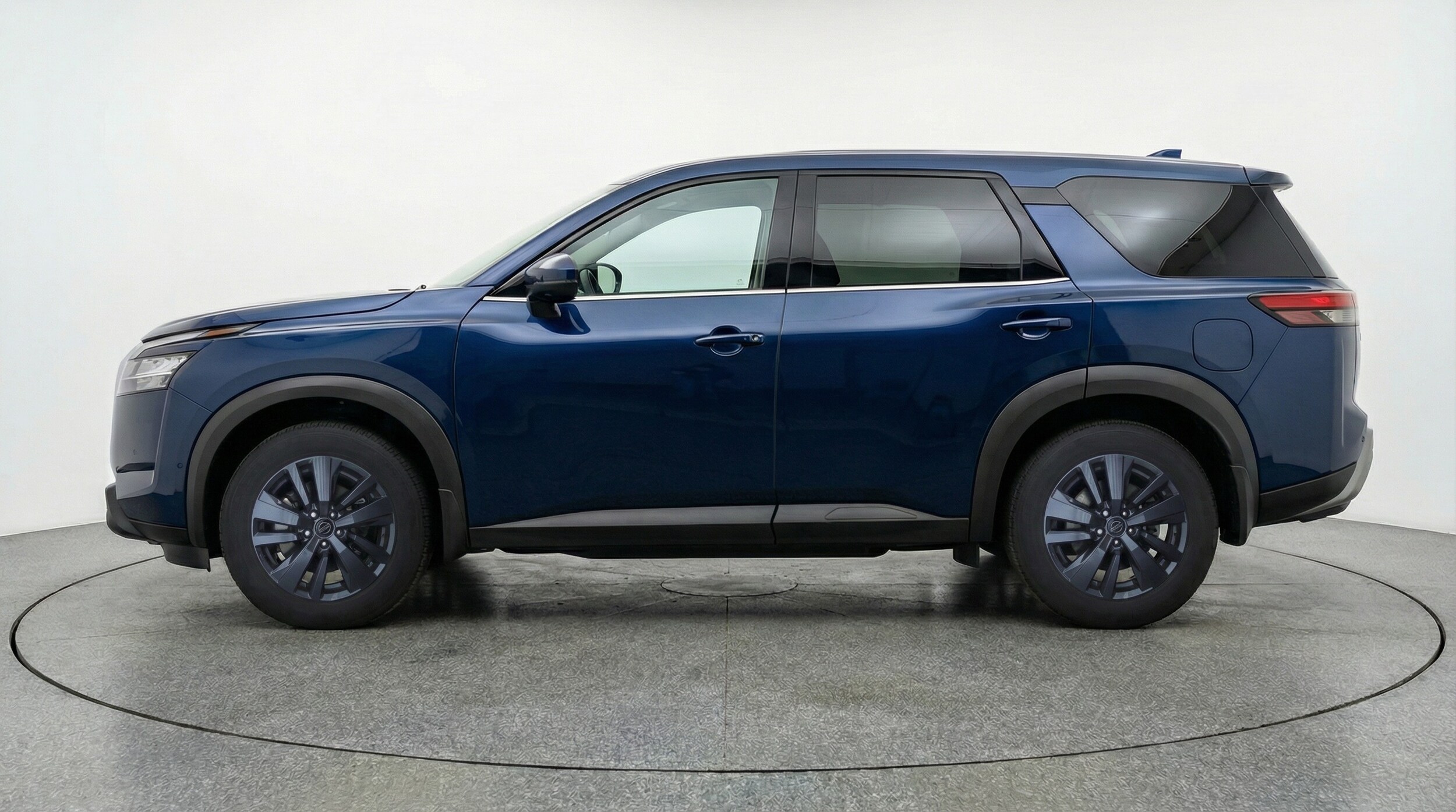 Thumbnail: 2025 Nissan Pathfinder - 4