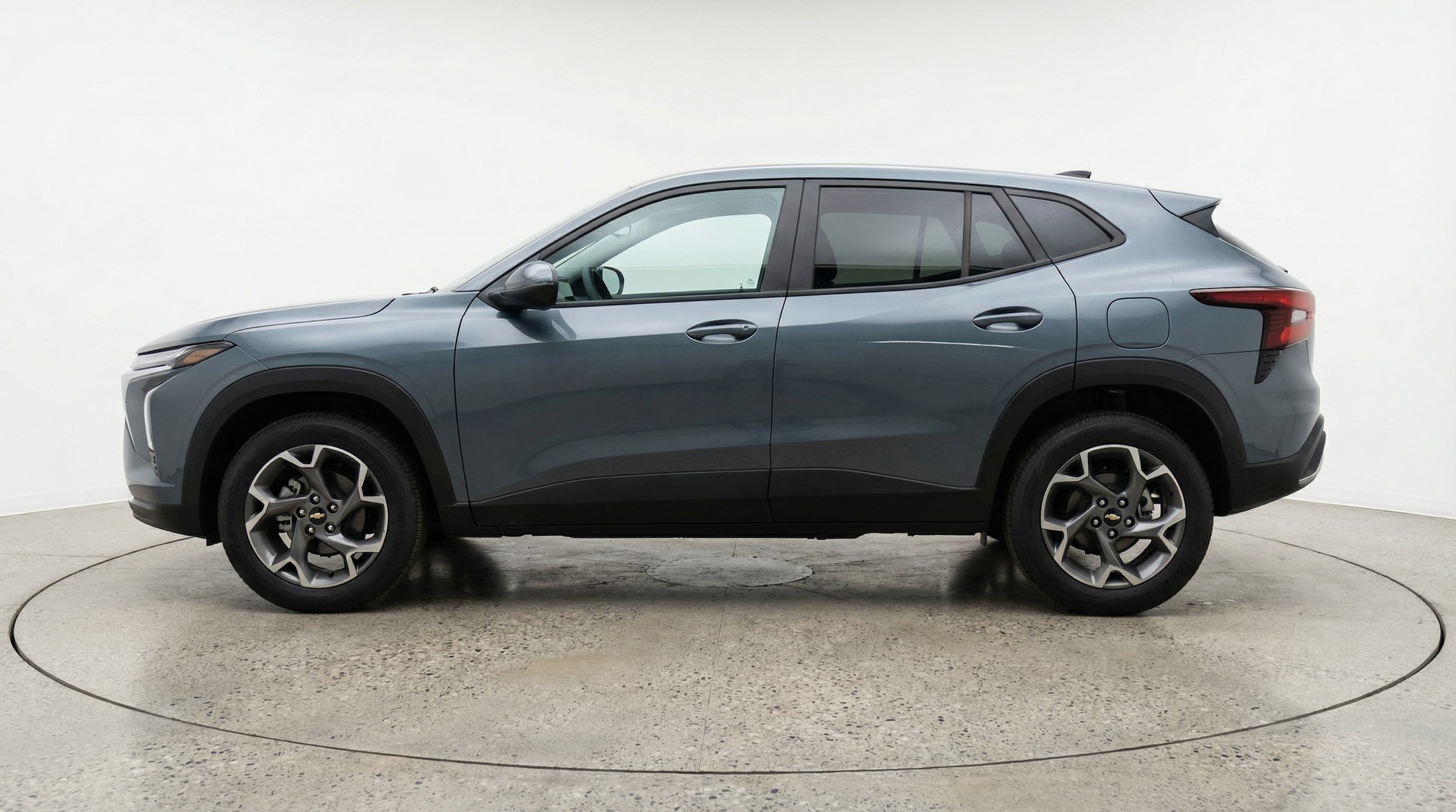 Thumbnail: 2025 Chevrolet Trax - 4