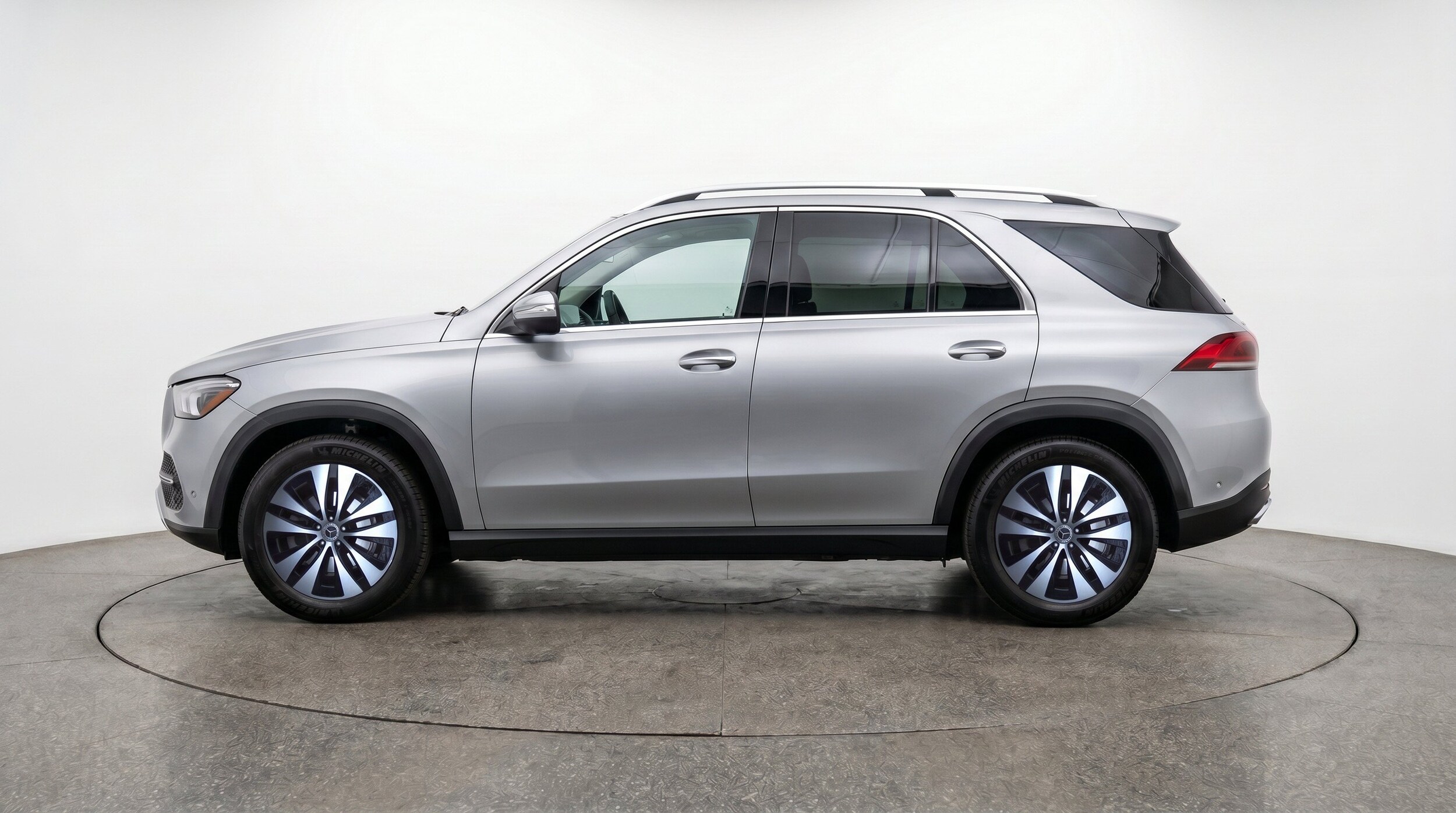 Thumbnail: 2026 Mercedes-Benz GLE - 5