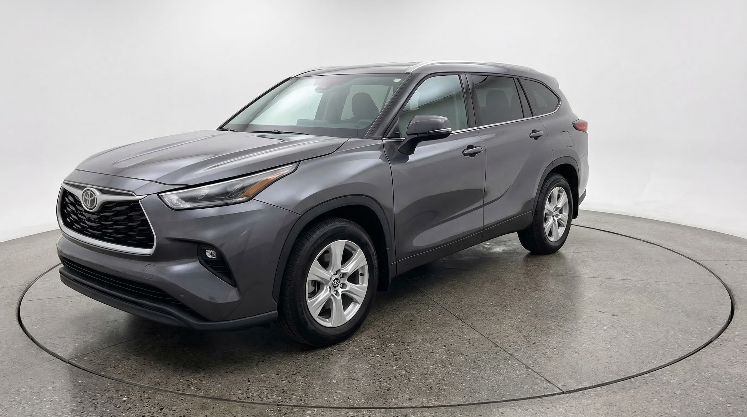 Thumbnail: 2025 Toyota Highlander - 3