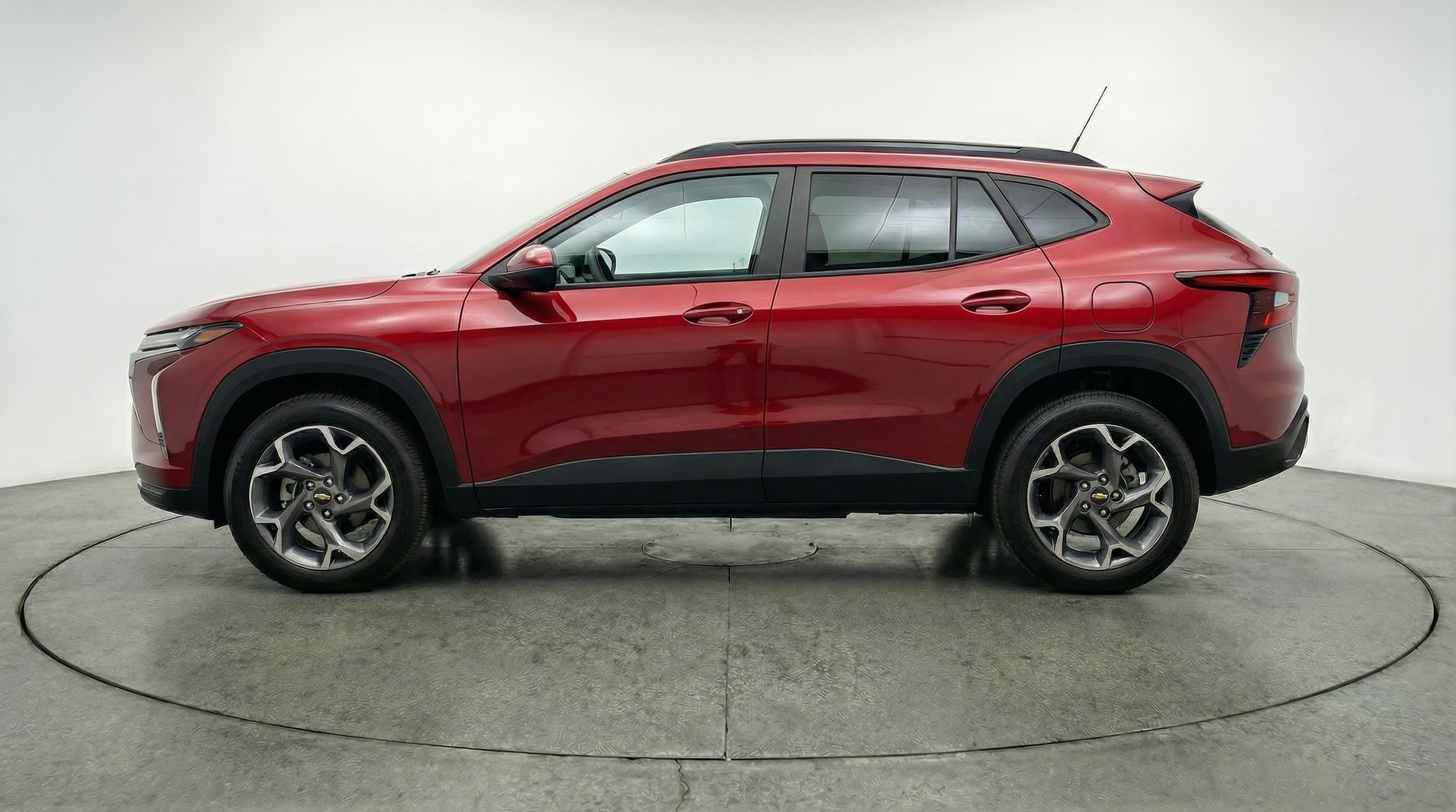 Thumbnail: 2025 Chevrolet Trax - 4