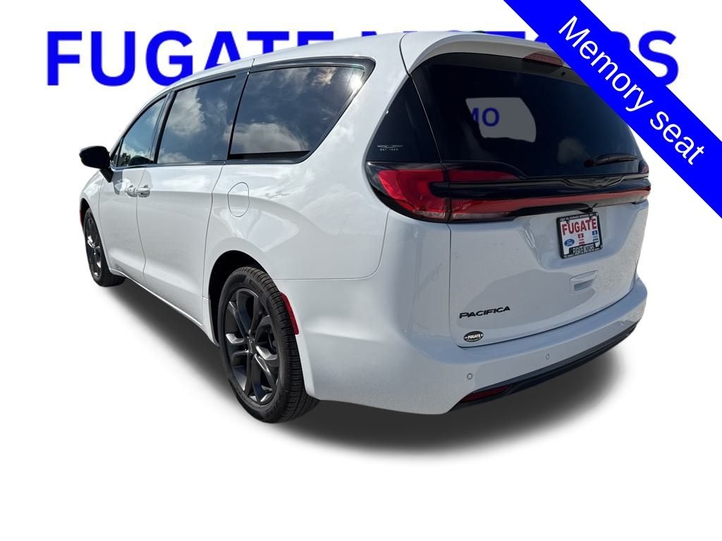 New 2026 Chrysler Pacifica SELECT Passenger Van