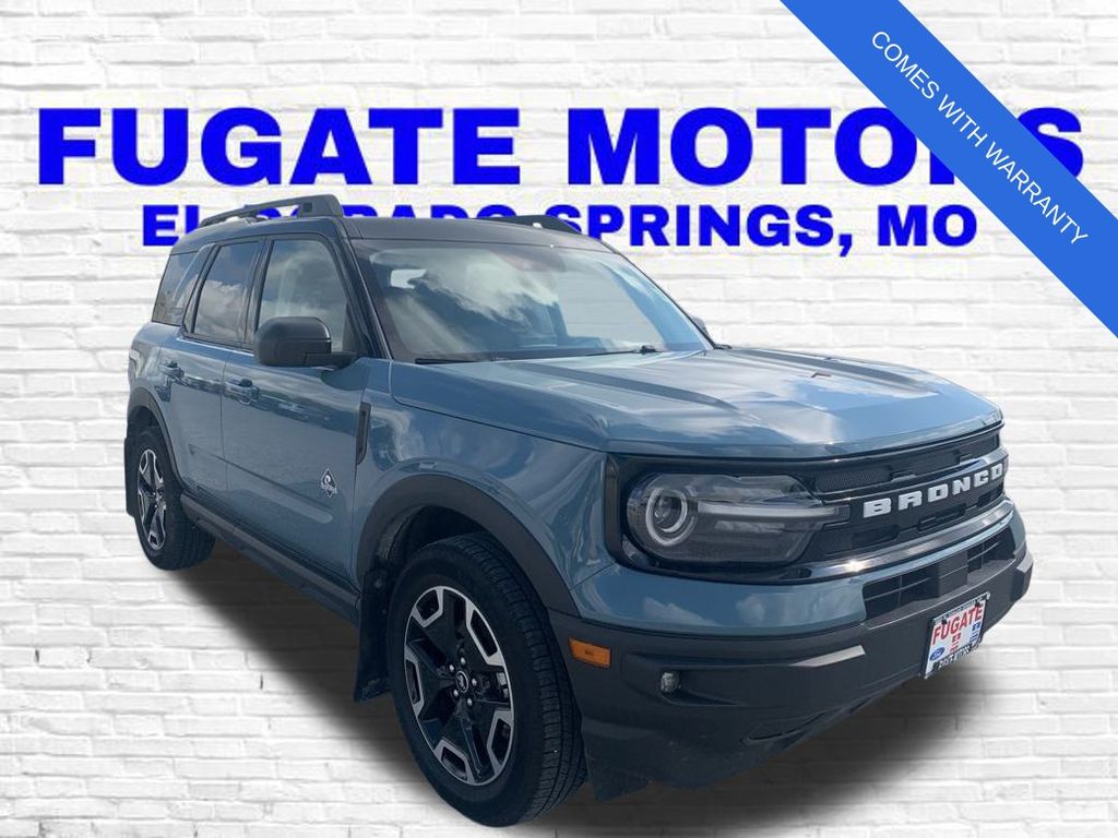 2022 Ford Bronco Sport Outer Banks photo 3