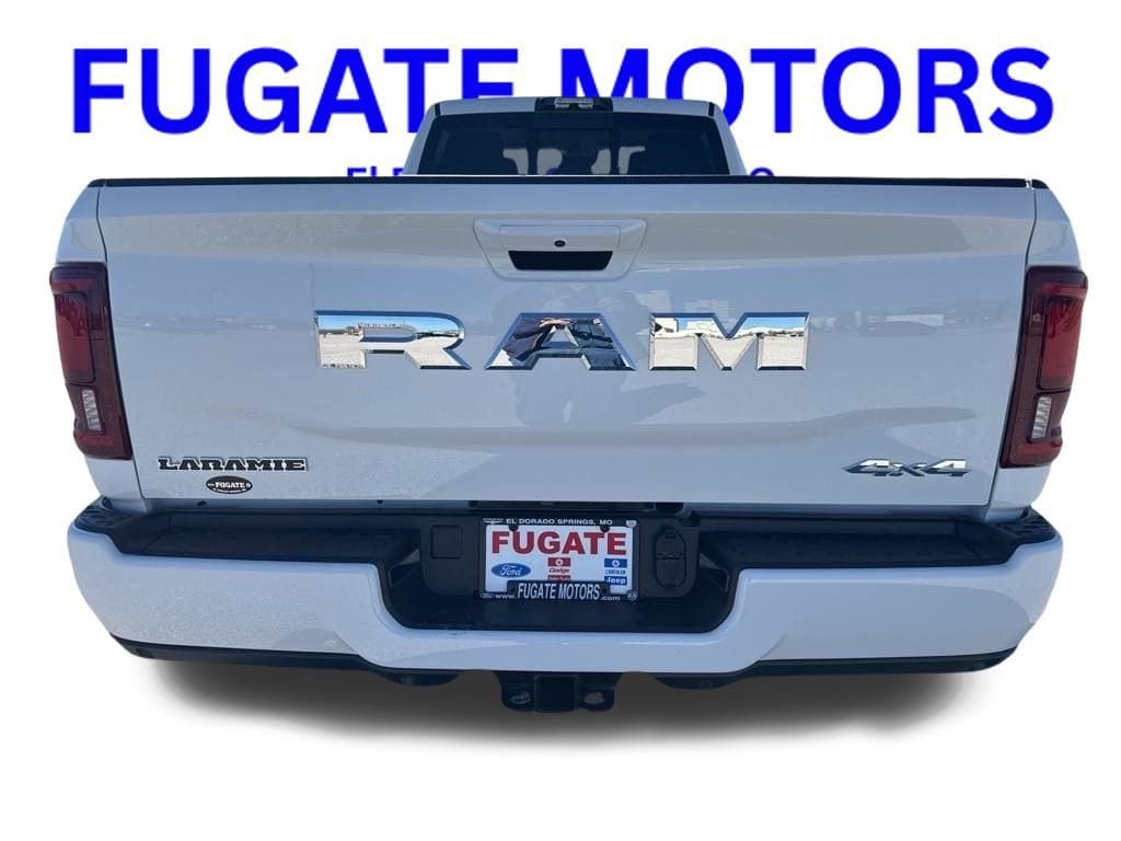 New 2026 Ram 3500 LARAMIE CREW CAB 4X4 8' BOX Pickup