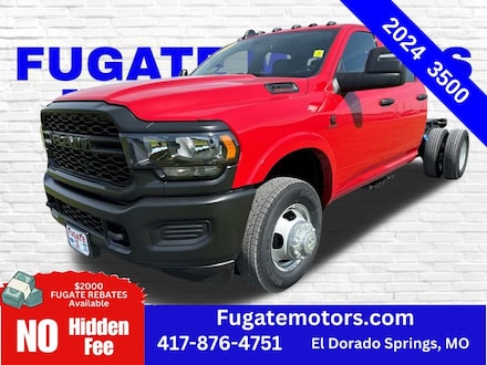 2024 Ram 3500 Chassis Cab 3500 TRADESMAN CREW CAB CHASSIS 4X4 60' CA Pickup