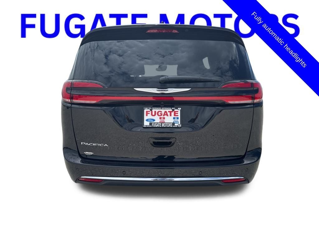 New 2026 Chrysler Pacifica SELECT Passenger Van