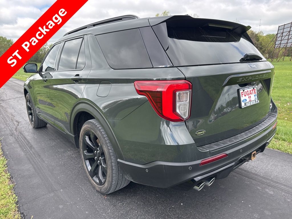 2022 Ford Explorer ST photo 4