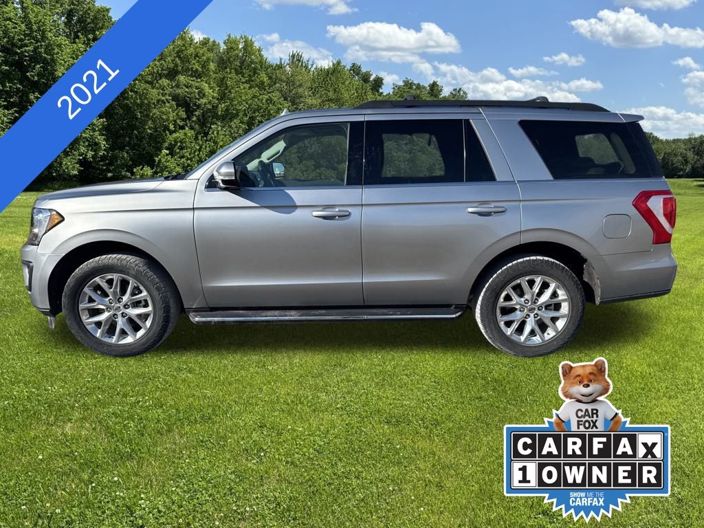Used 2021 Ford Expedition XLT with VIN 1FMJU1JT0MEA02388 for sale in Kansas City