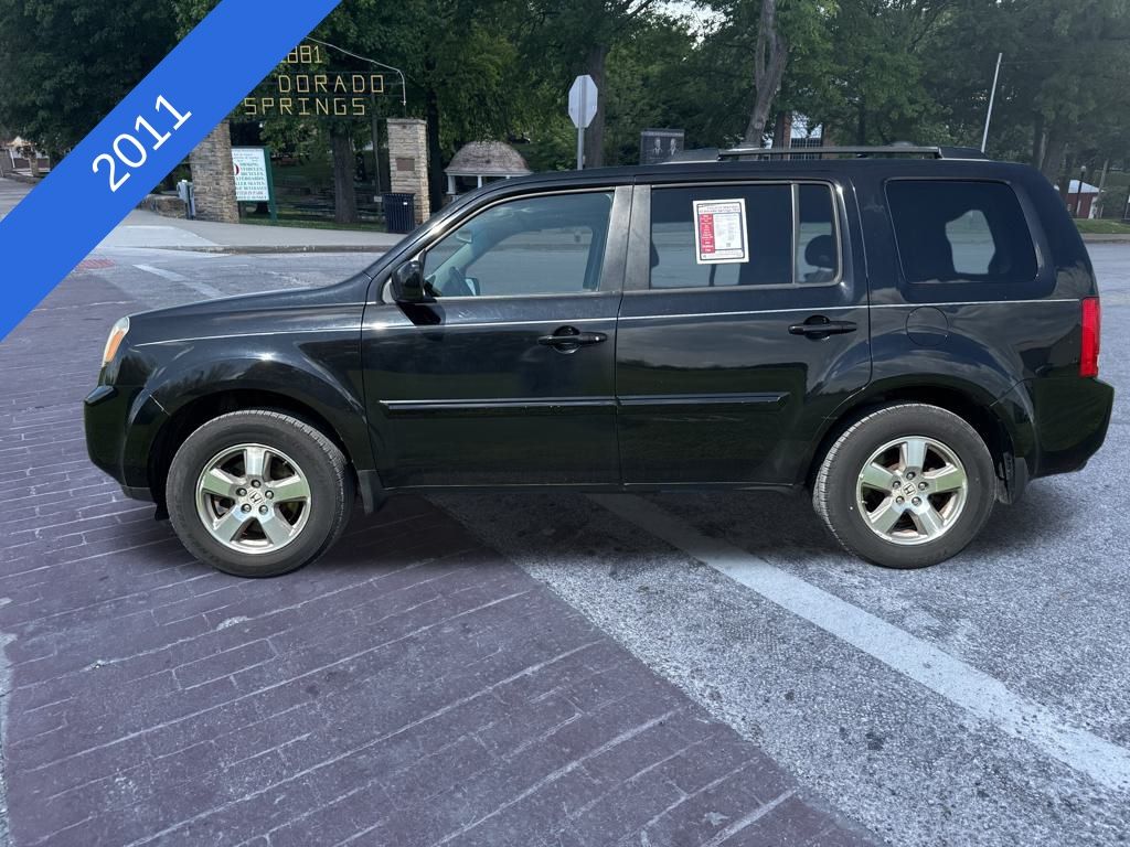 Used 2011 Honda Pilot EX-L with VIN 5FNYF4H57BB077719 for sale in Kansas City