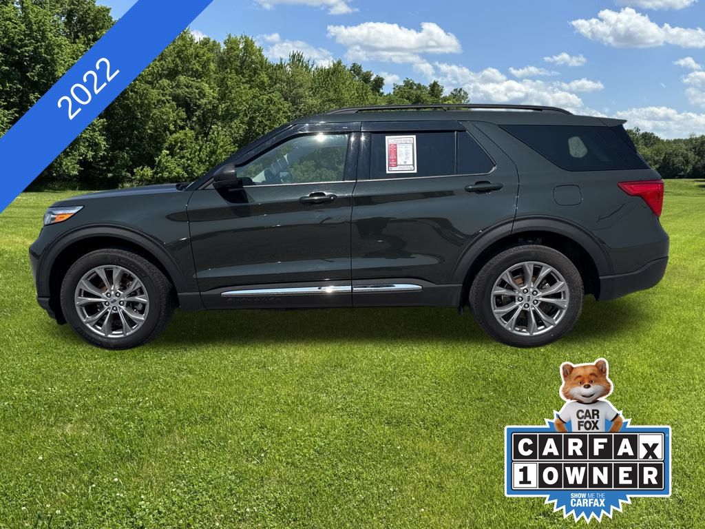 Used 2022 Ford Explorer XLT with VIN 1FMSK8DH5NGB21182 for sale in Kansas City