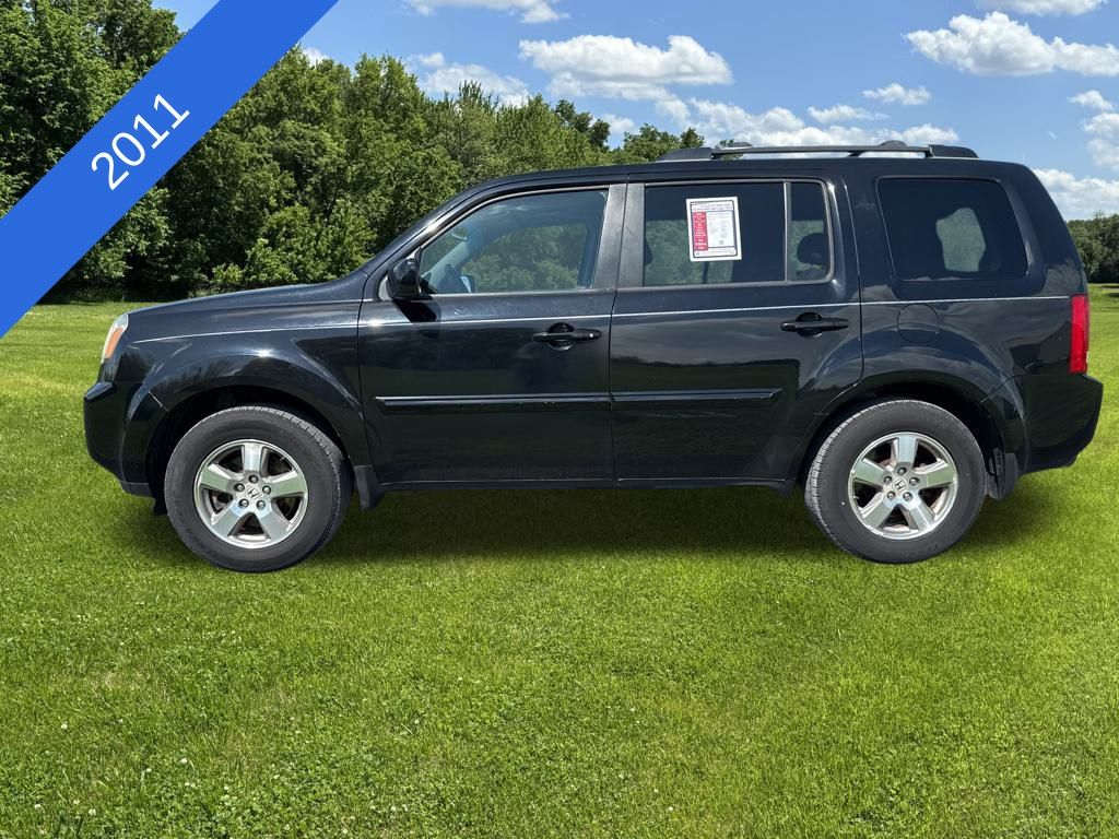 Used 2011 Honda Pilot EX-L with VIN 5FNYF4H57BB077719 for sale in Kansas City