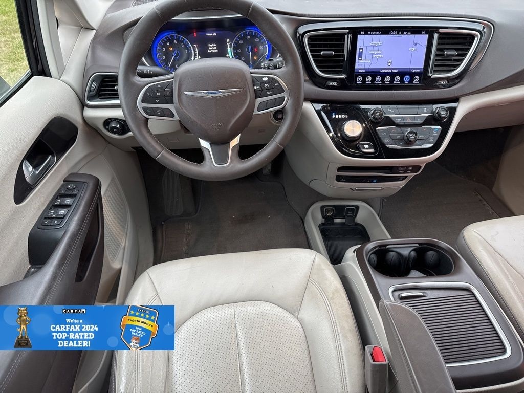 Used 2017 Chrysler Pacifica Touring L Plus Minivan/Van