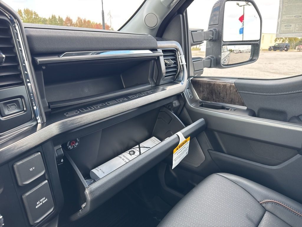 2026 Ford F-350 Super Duty Lariat - Photo 46