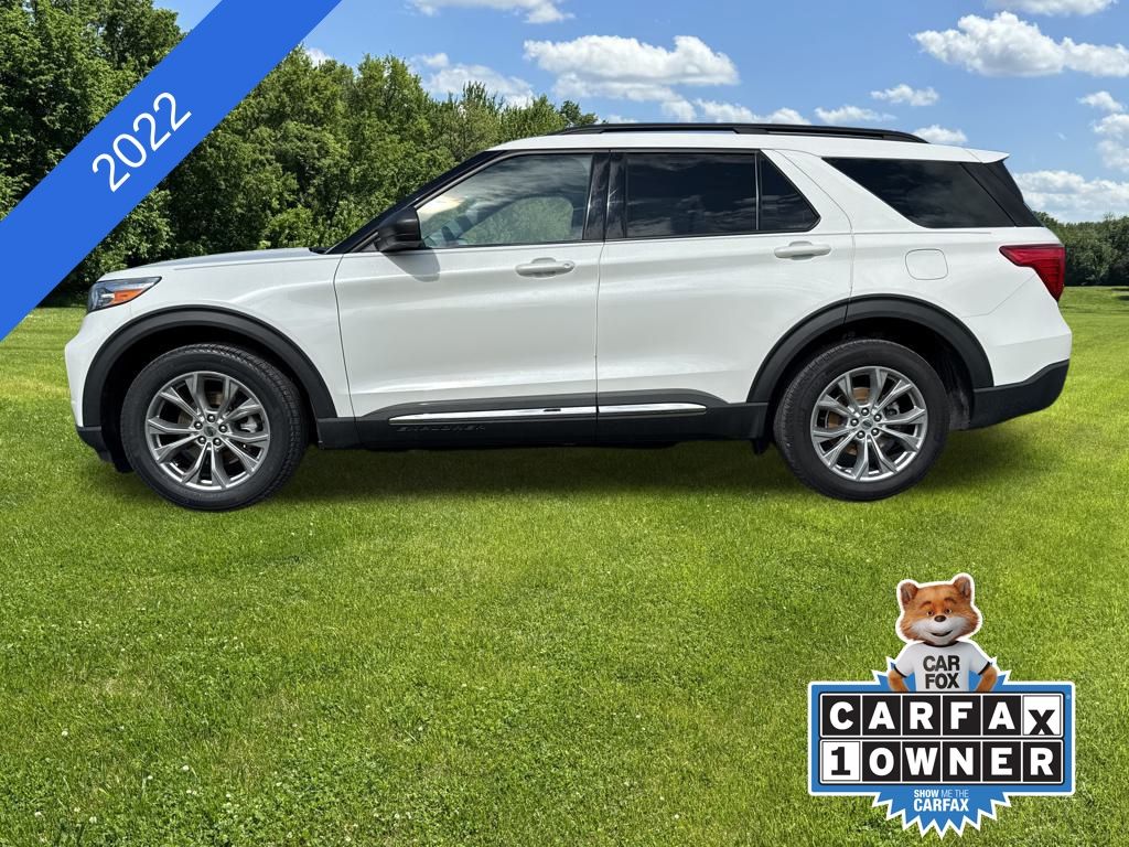 Used 2022 Ford Explorer XLT with VIN 1FMSK8DH1NGA20124 for sale in Kansas City