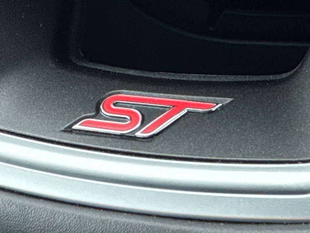 2025 Ford Explorer ST - Photo 44